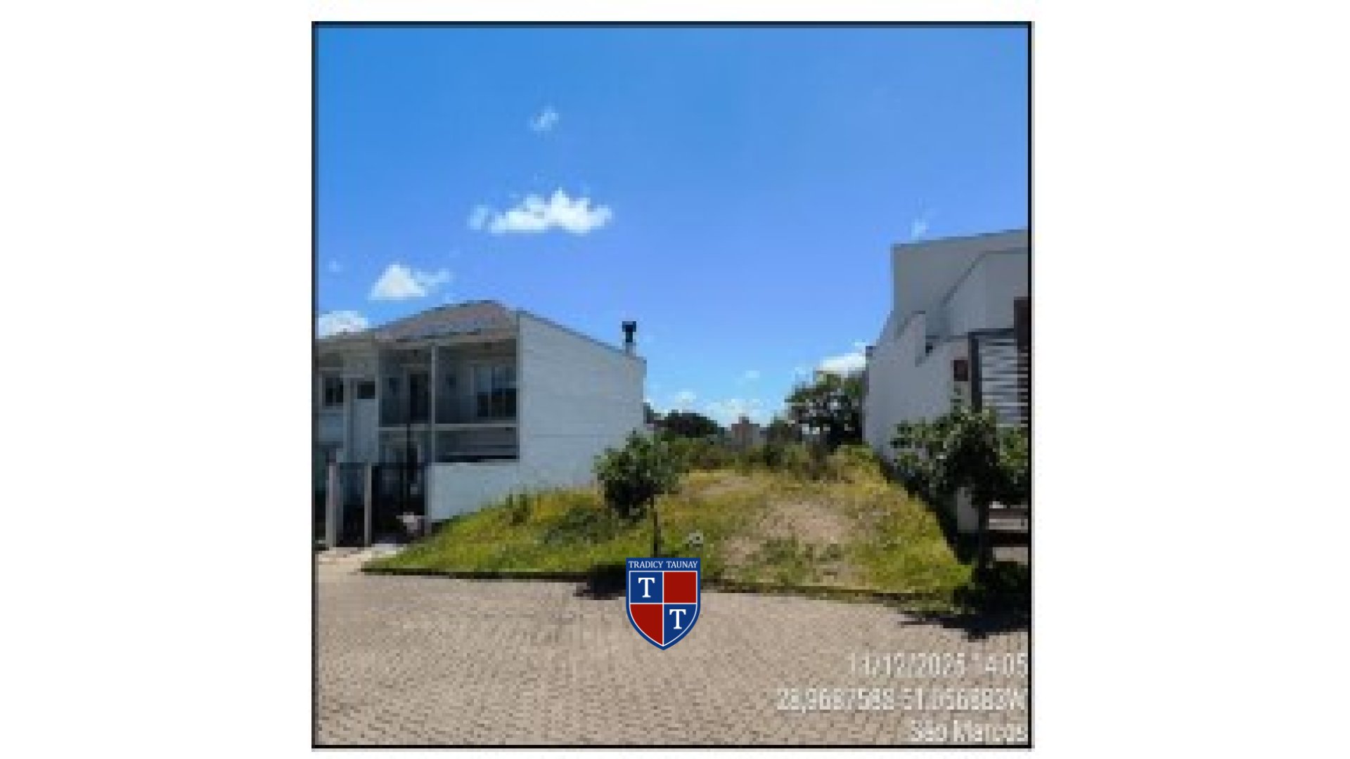 Foto 1 de TERRENO em JARDIM DOS PLATANOS - Imóvel Retomado Caixa