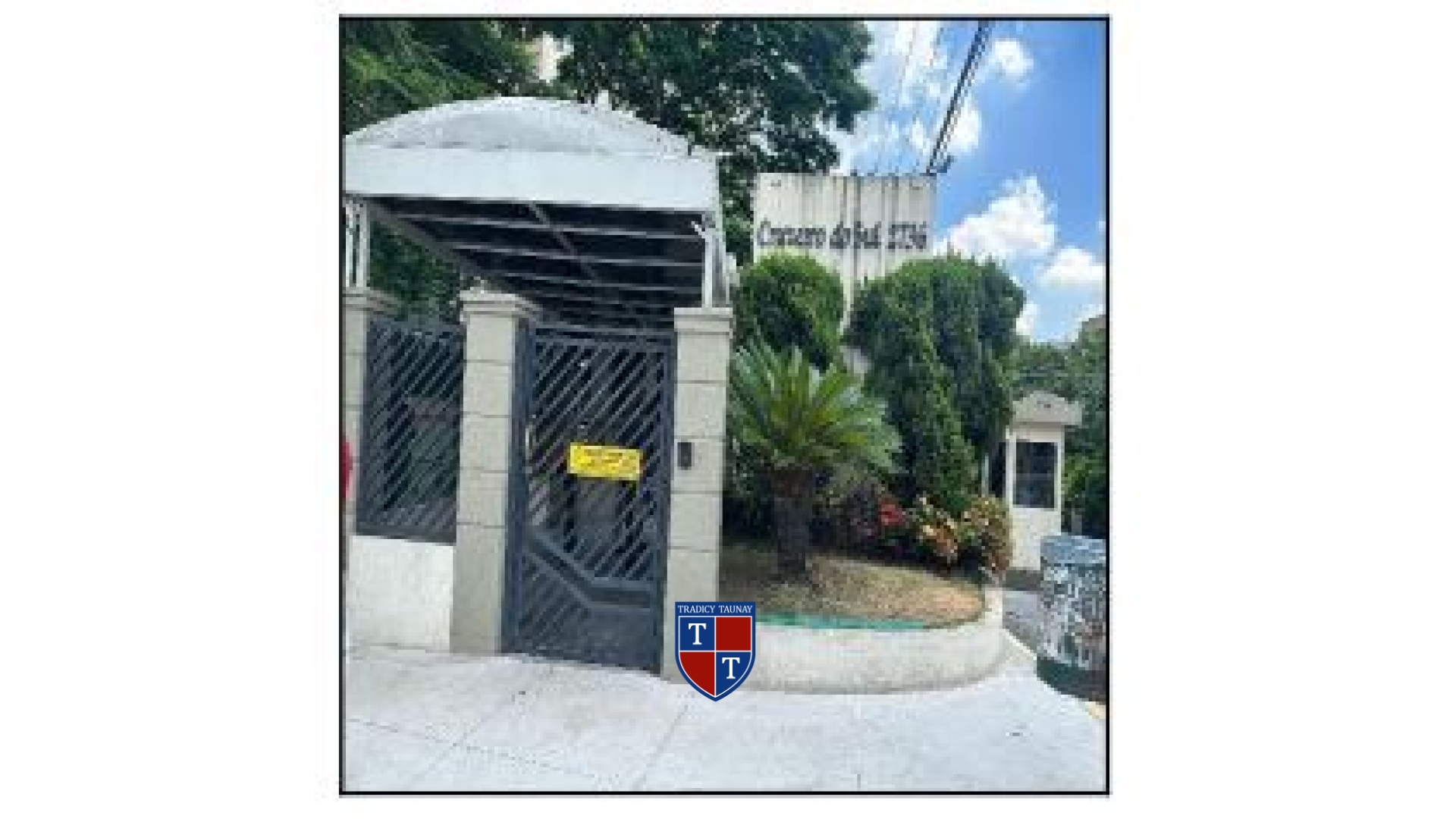 APARTAMENTO em VILA PREL