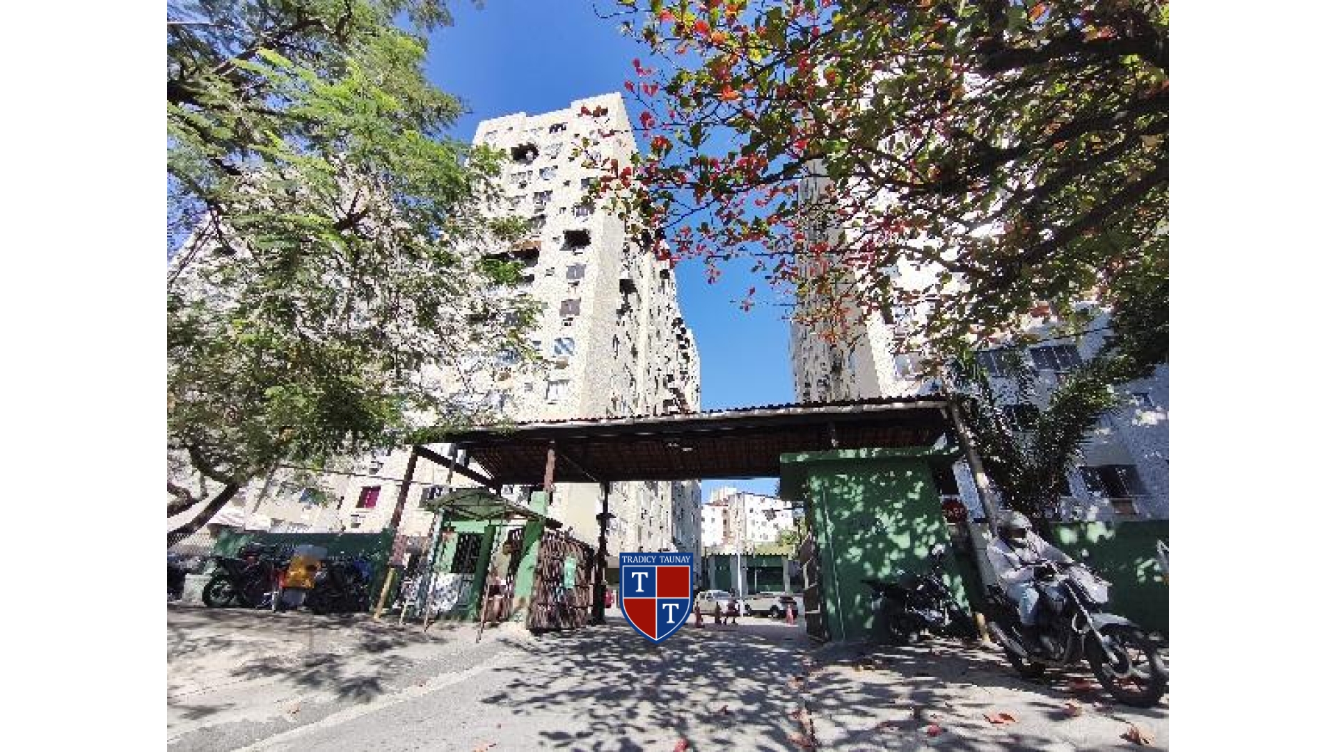 APARTAMENTO em TOMAS COELHO