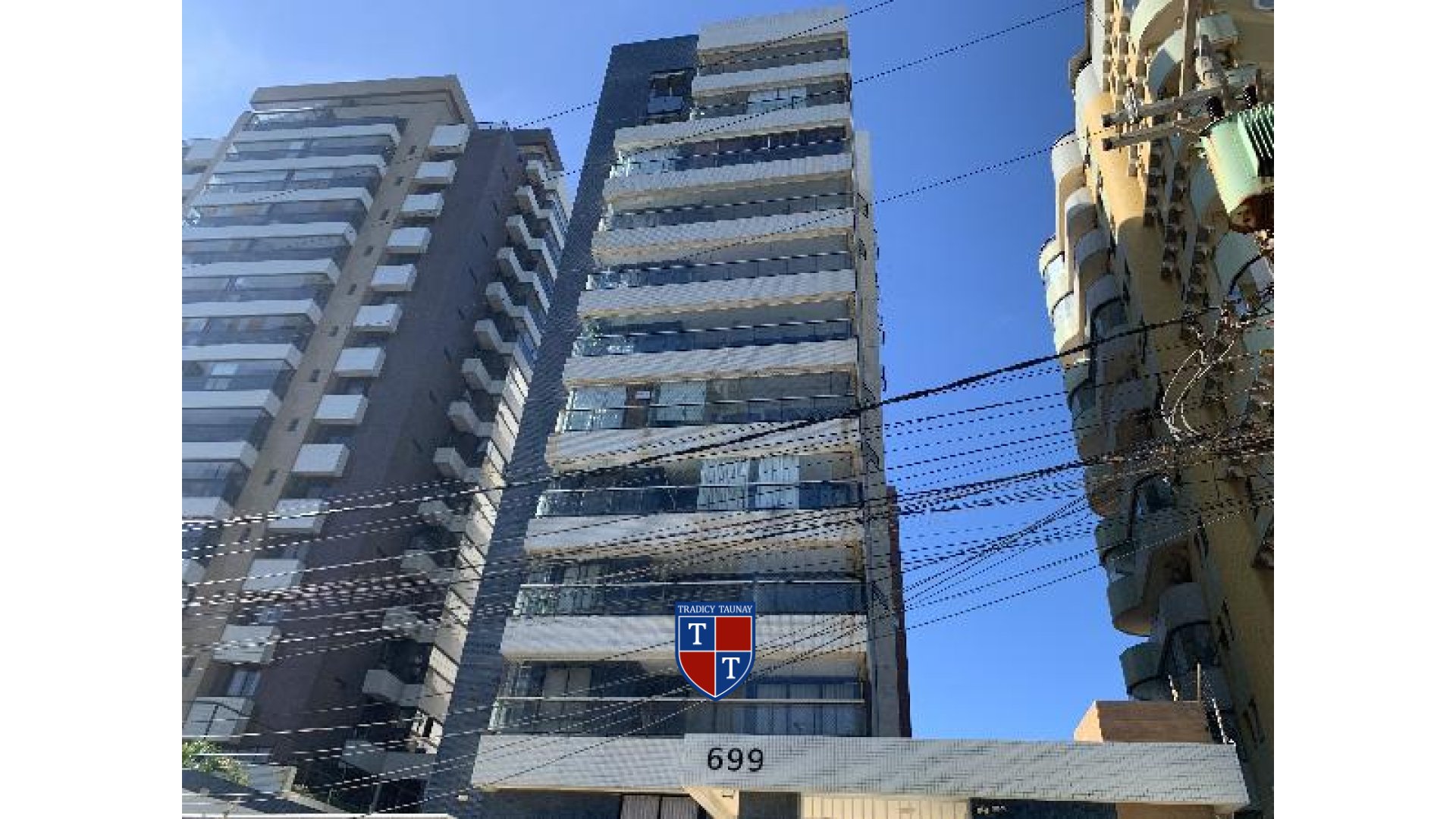 Foto 1 de APARTAMENTO em JARDIM ARMACAO - Imóvel Retomado Caixa
