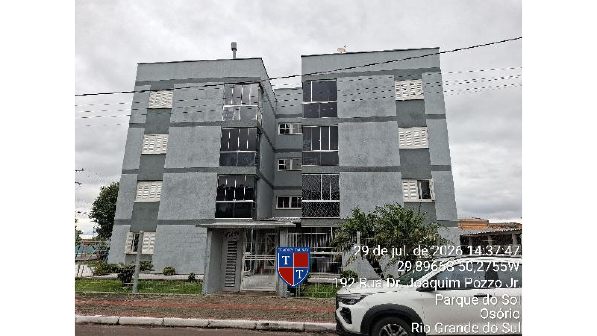 APARTAMENTO em PARQUE DO SOL
