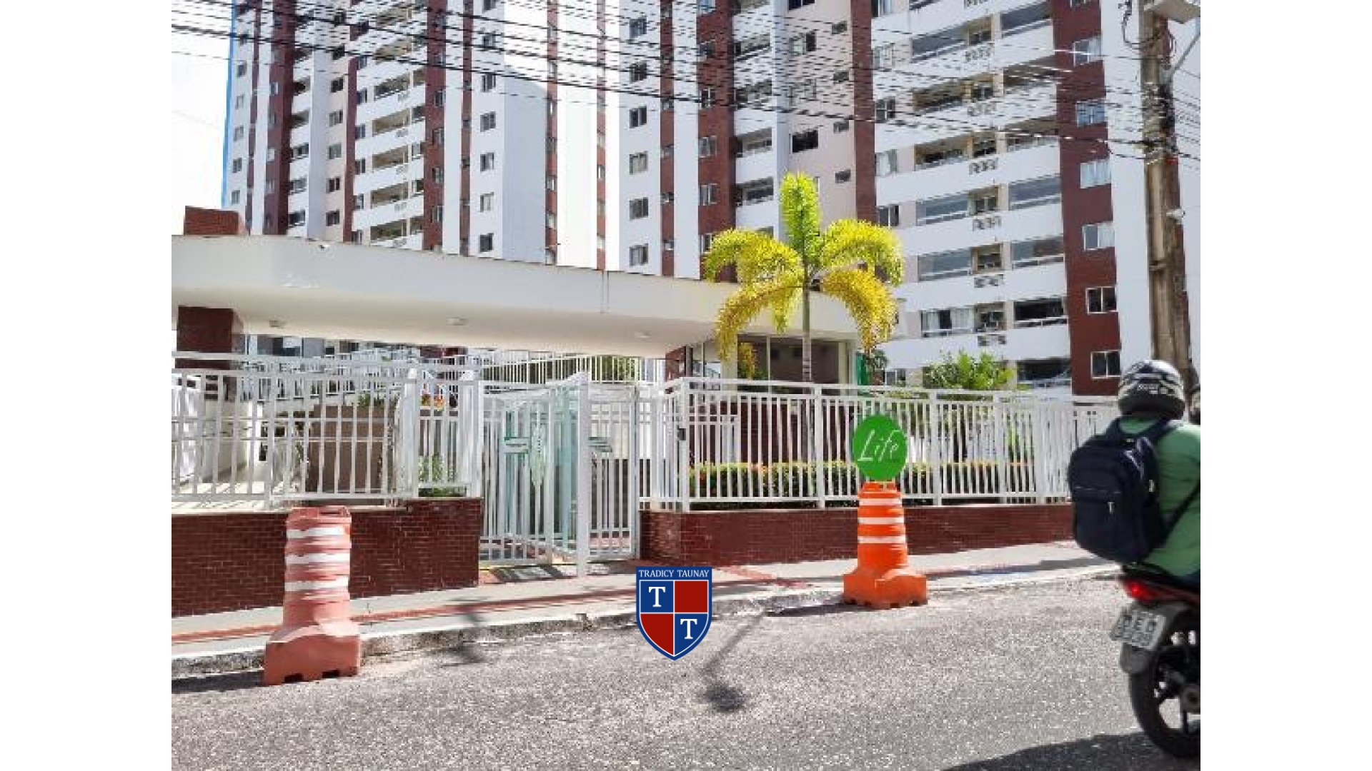 APARTAMENTO em JABOTIANA