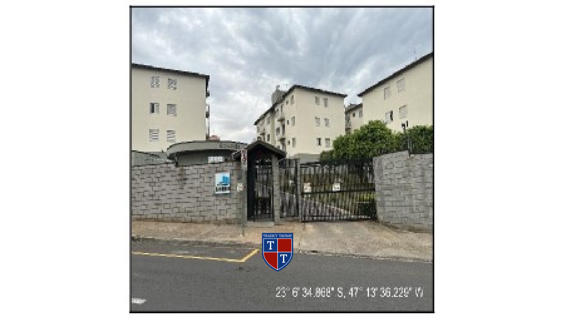 APARTAMENTO em JARDIM ALICE