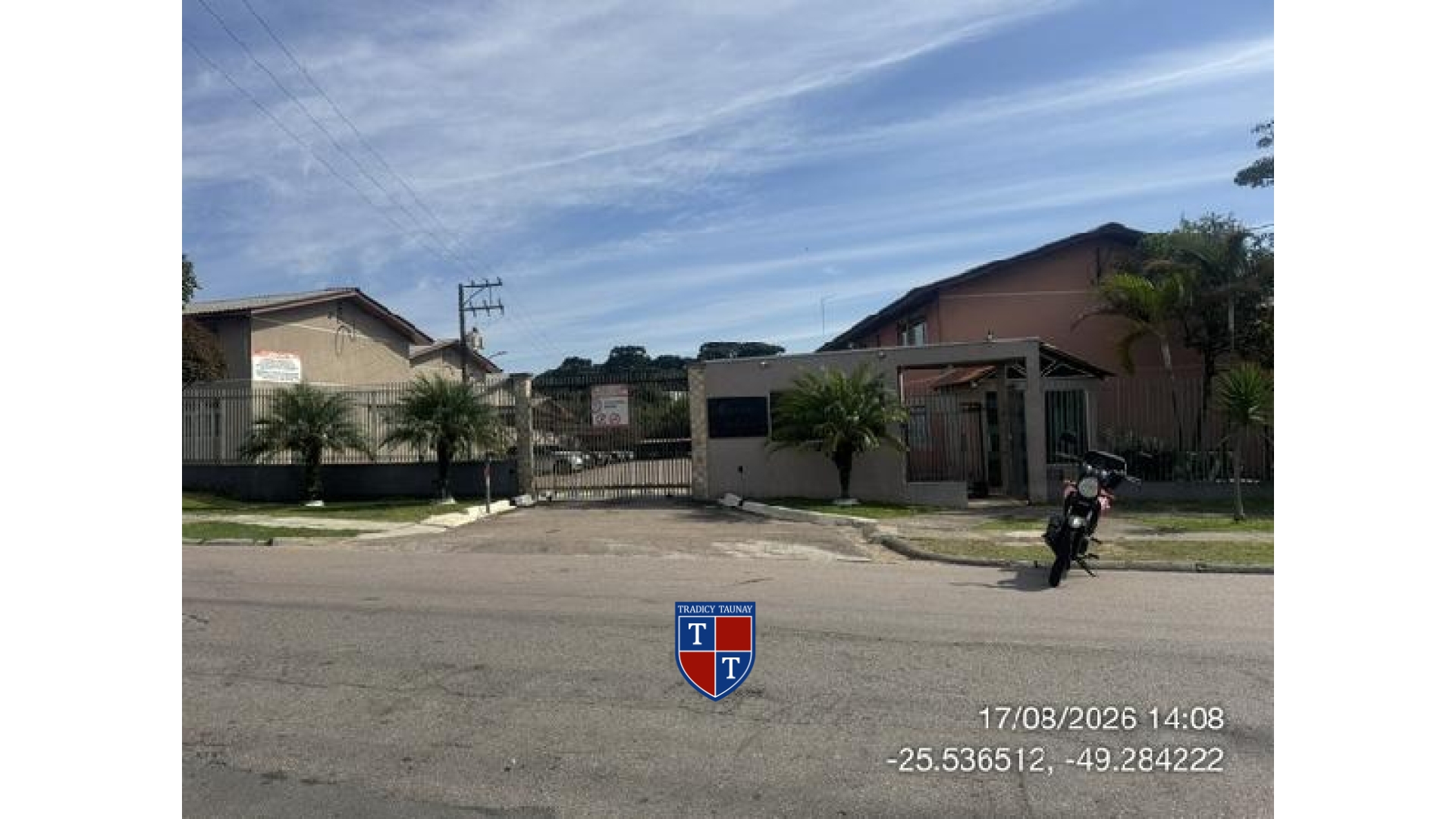 APARTAMENTO em SITIO CERCADO