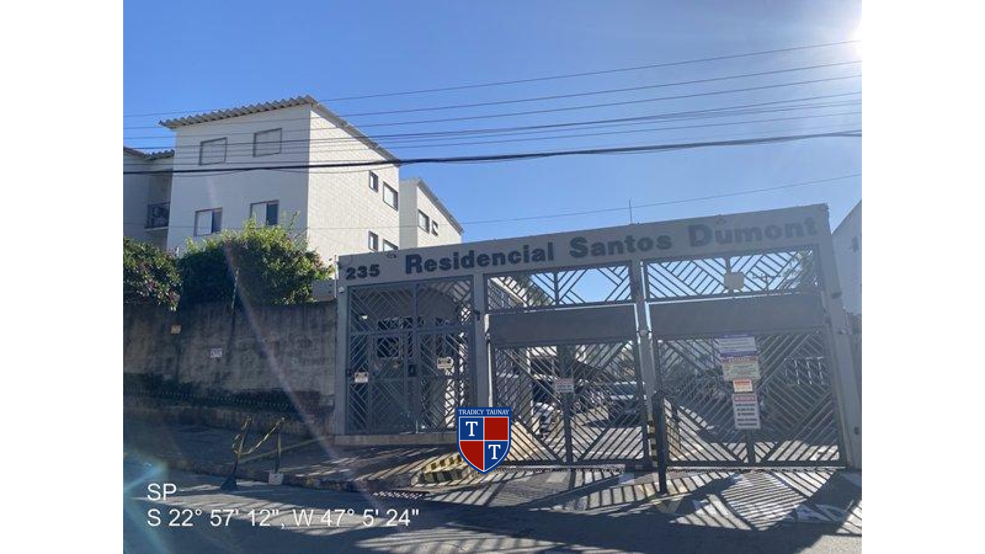 APARTAMENTO em JARDIM DO LAGO