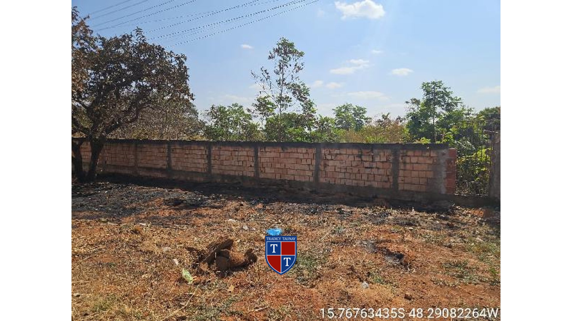 Foto 1 de TERRENO em MANSOES ODISSEIA, AGUAS LINDAS DE GOIAS/GO - Imóvel Retomado CAIXA Ref 1444418622771