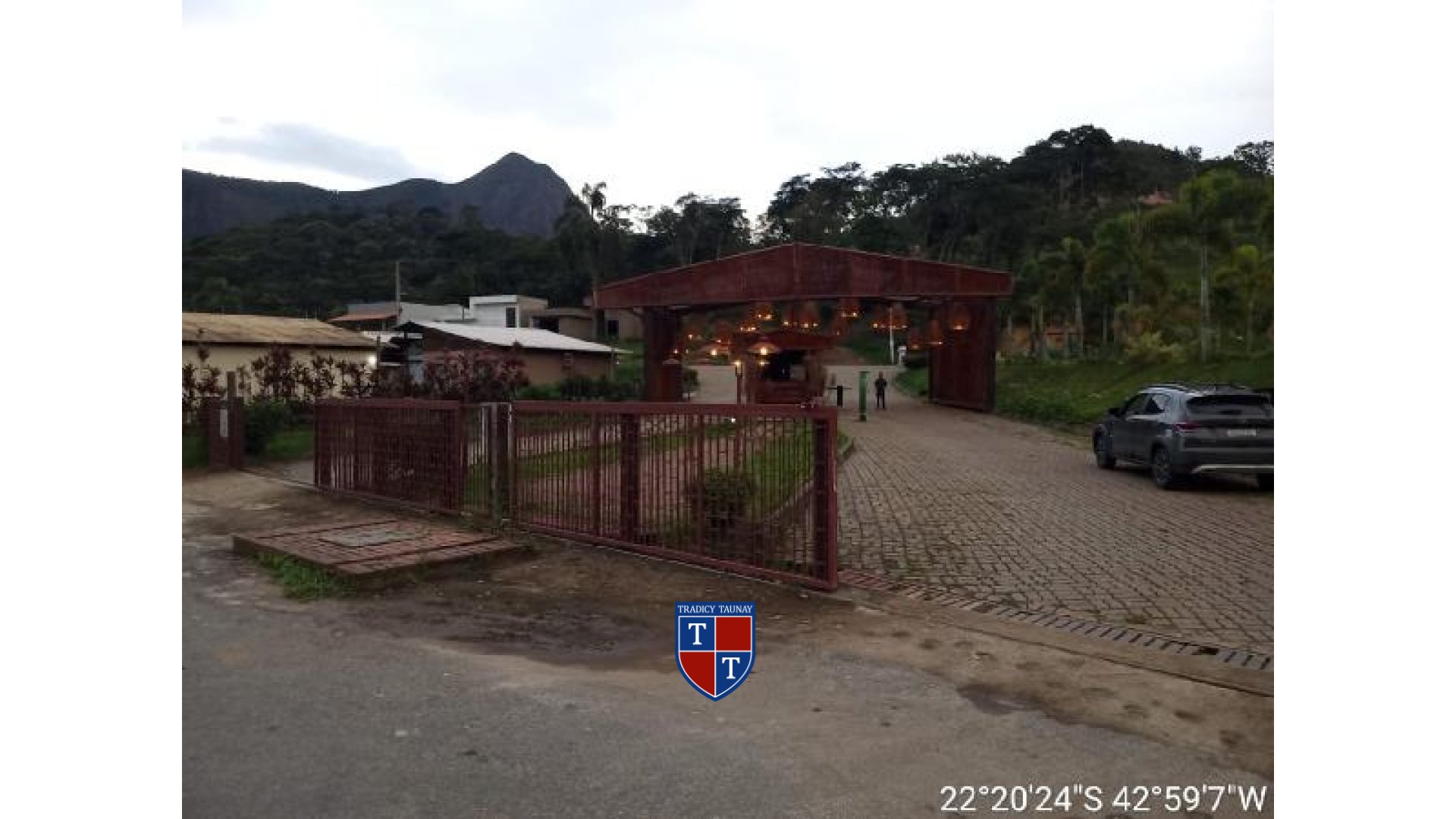 Foto 1 de TERRENO em COLONIA ALPINA, TERESOPOLIS/RJ - Imóvel Retomado CAIXA Ref 1444420990472