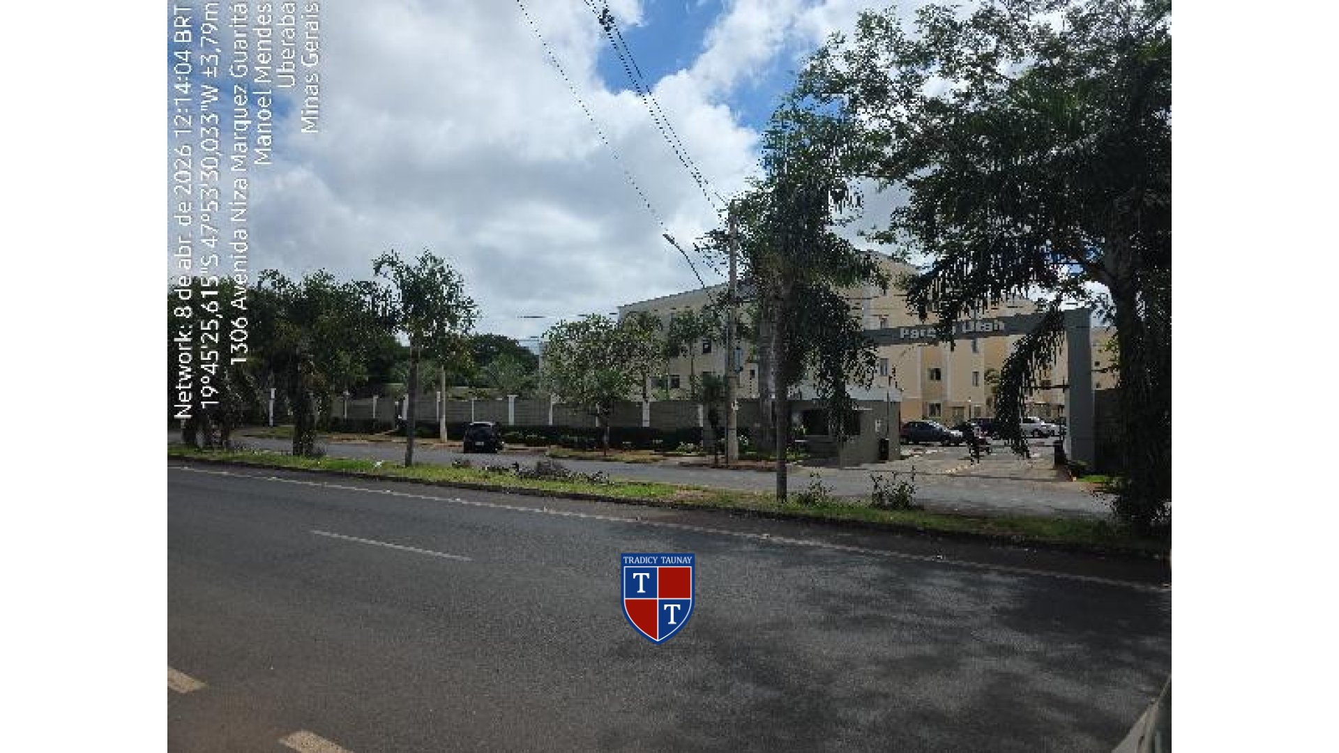 APARTAMENTO em CONJUNTO MANOEL MENDES