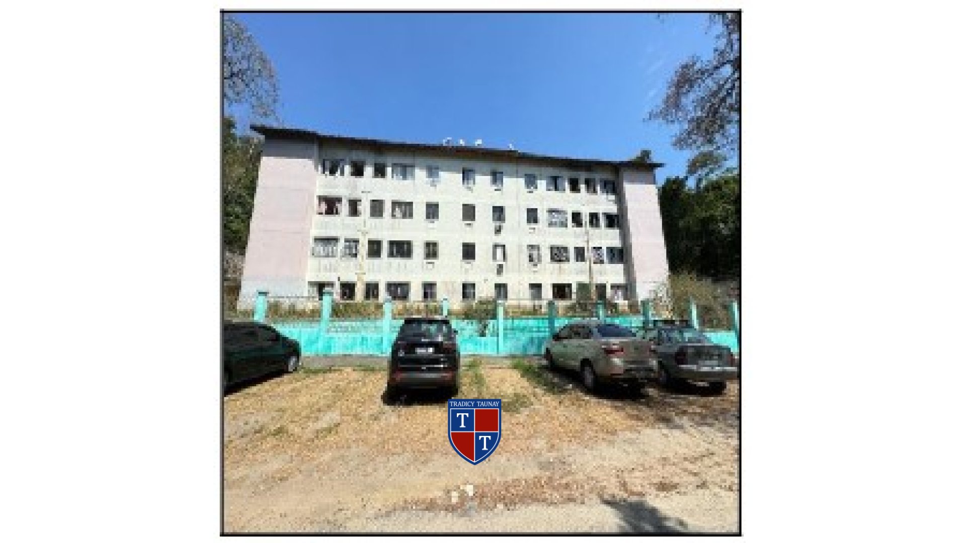 APARTAMENTO em VARZEA DAS MOCAS