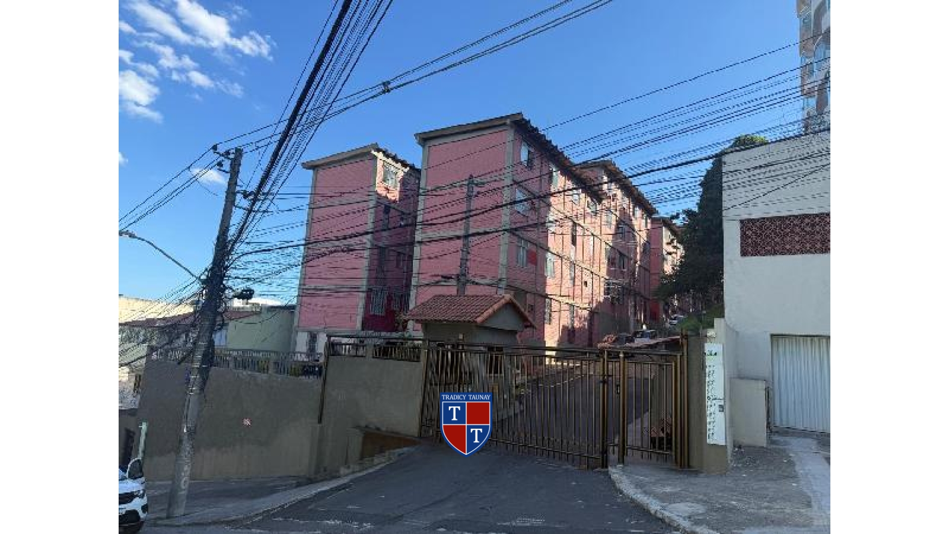APARTAMENTO em JACAREPAGUA