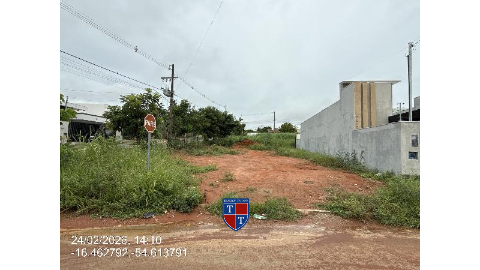 Foto 1 de TERRENO em LOTEAMENTO SANTA LAURA - Imóvel Retomado Caixa