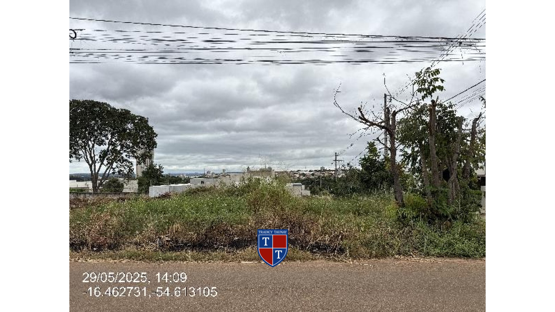Foto 1 de TERRENO em LOTEAMENTO SANTA LAURA - Imóvel Retomado Caixa