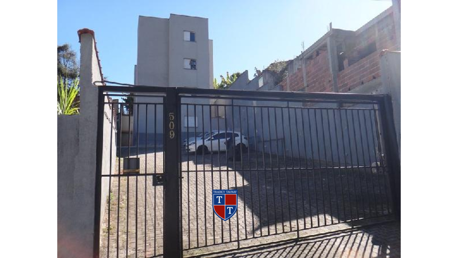 APARTAMENTO em VILA SAO PAULO