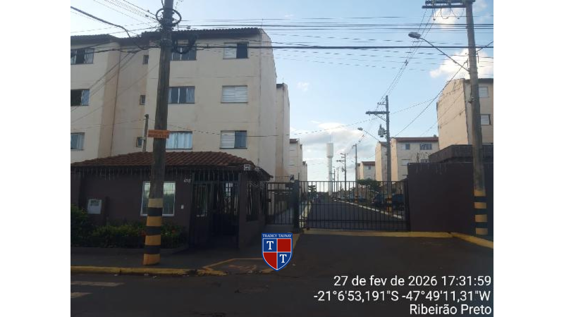 APARTAMENTO em JARDIM HEITOR RIGON