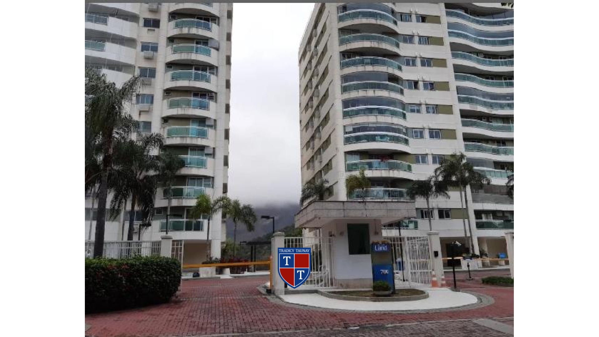 APARTAMENTO em JACAREPAGUA