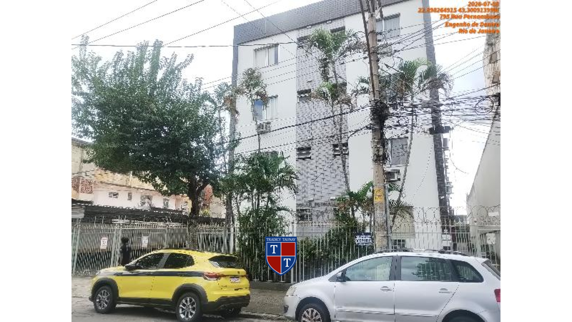 APARTAMENTO em ENGENHO DE DENTRO