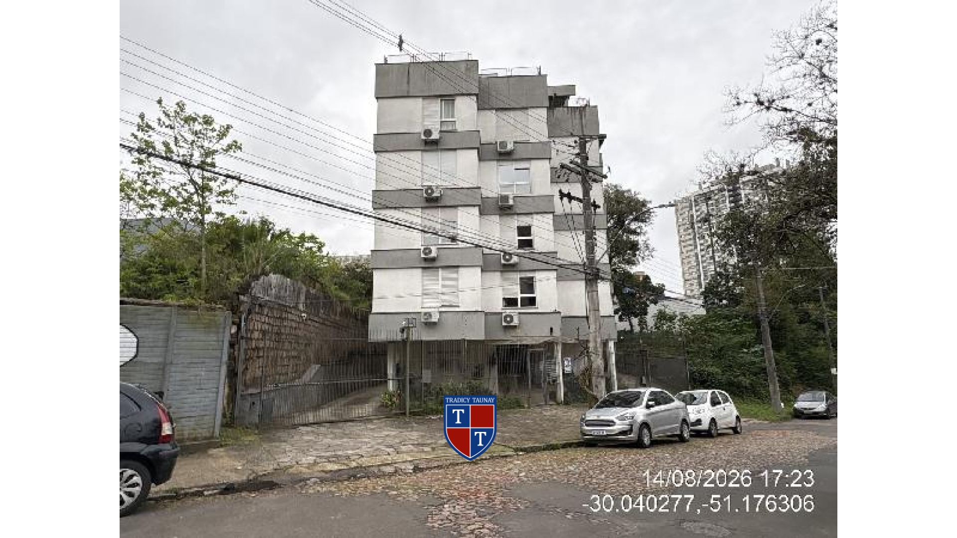 Foto 1 de APARTAMENTO em PETROPOLIS, PORTO ALEGRE/RS - Imóvel Retomado CAIXA Ref 1555517007090