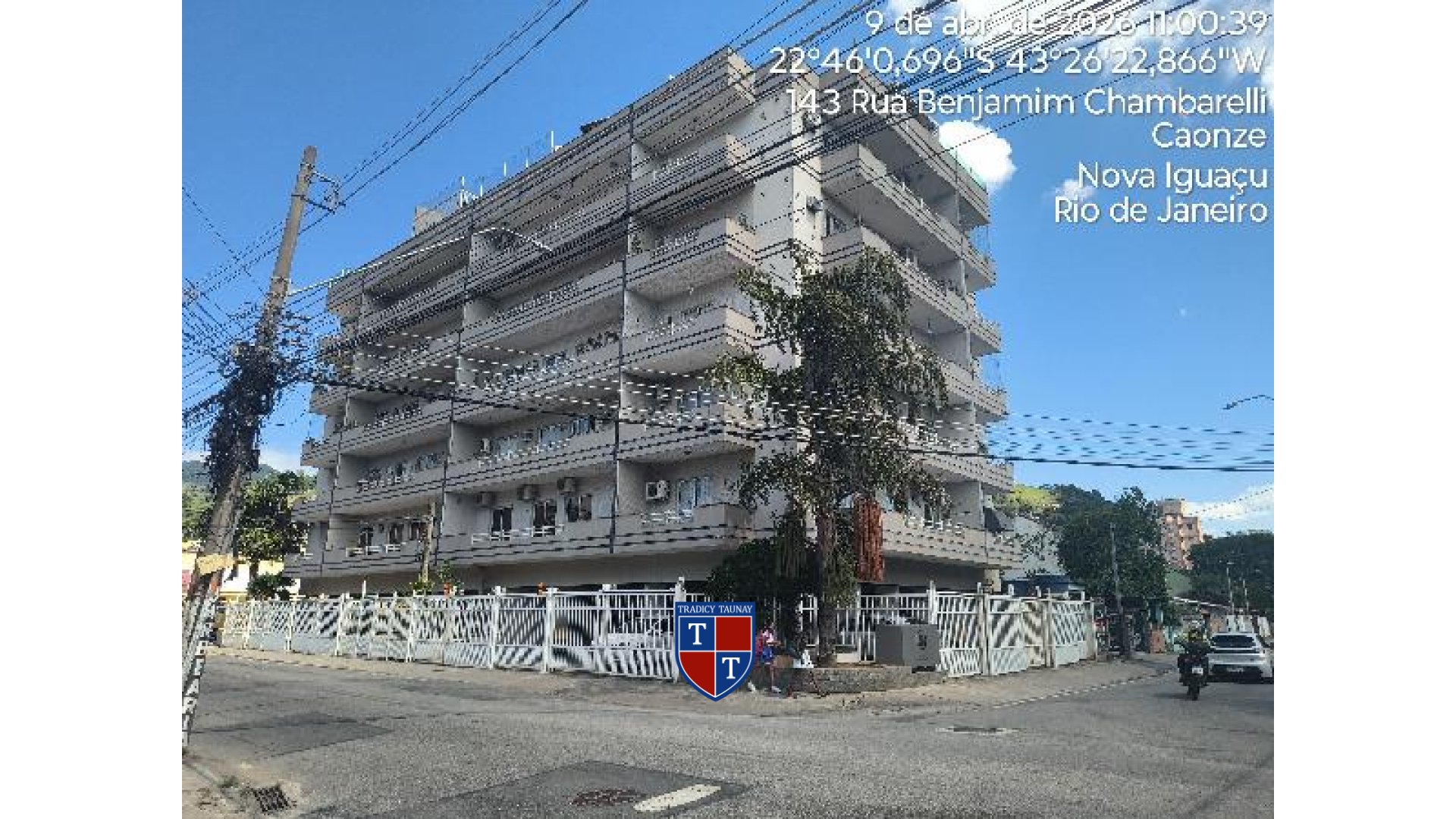 APARTAMENTO em CENTRO