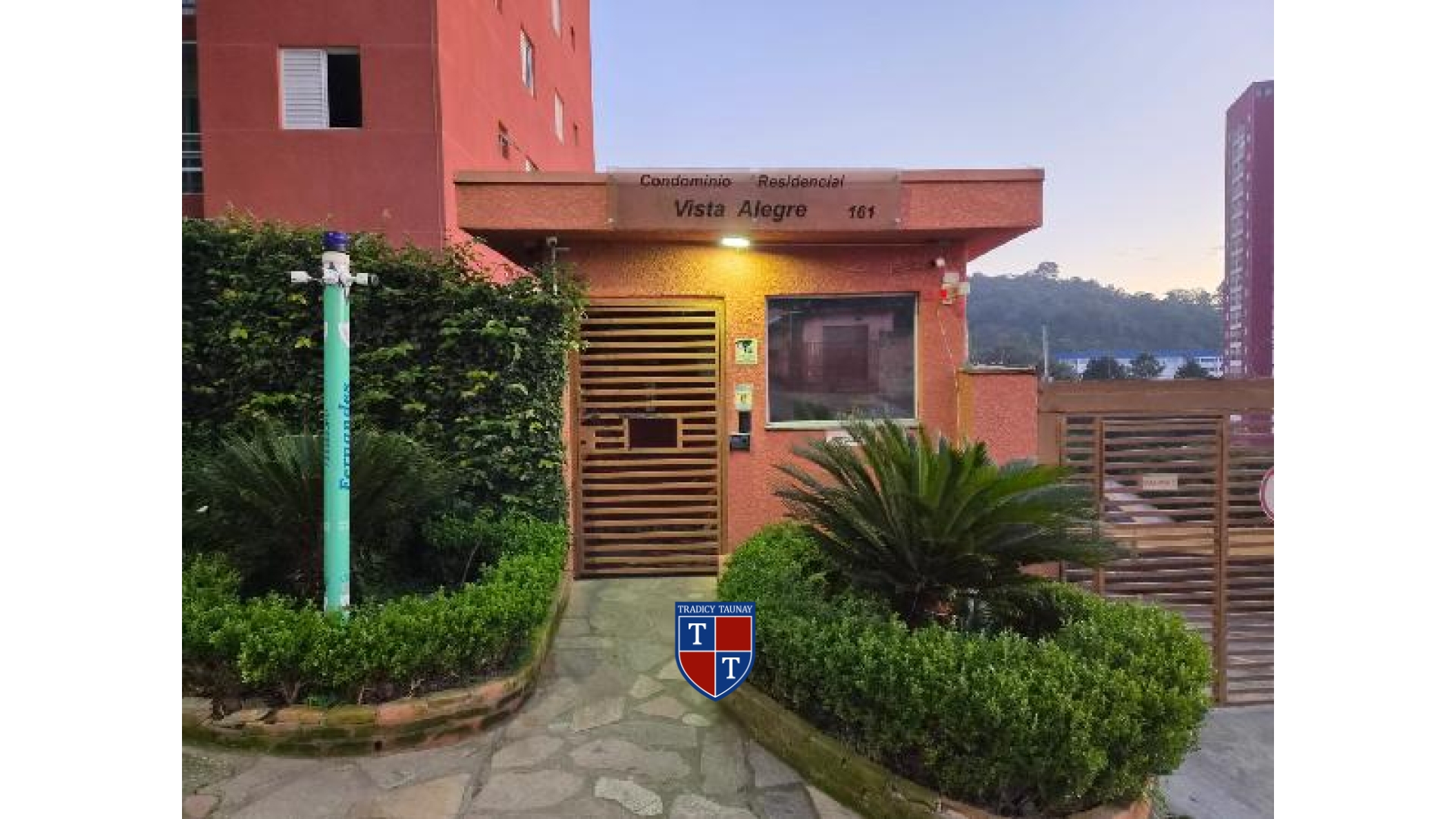 APARTAMENTO em JARDIM VISTA ALEGRE
