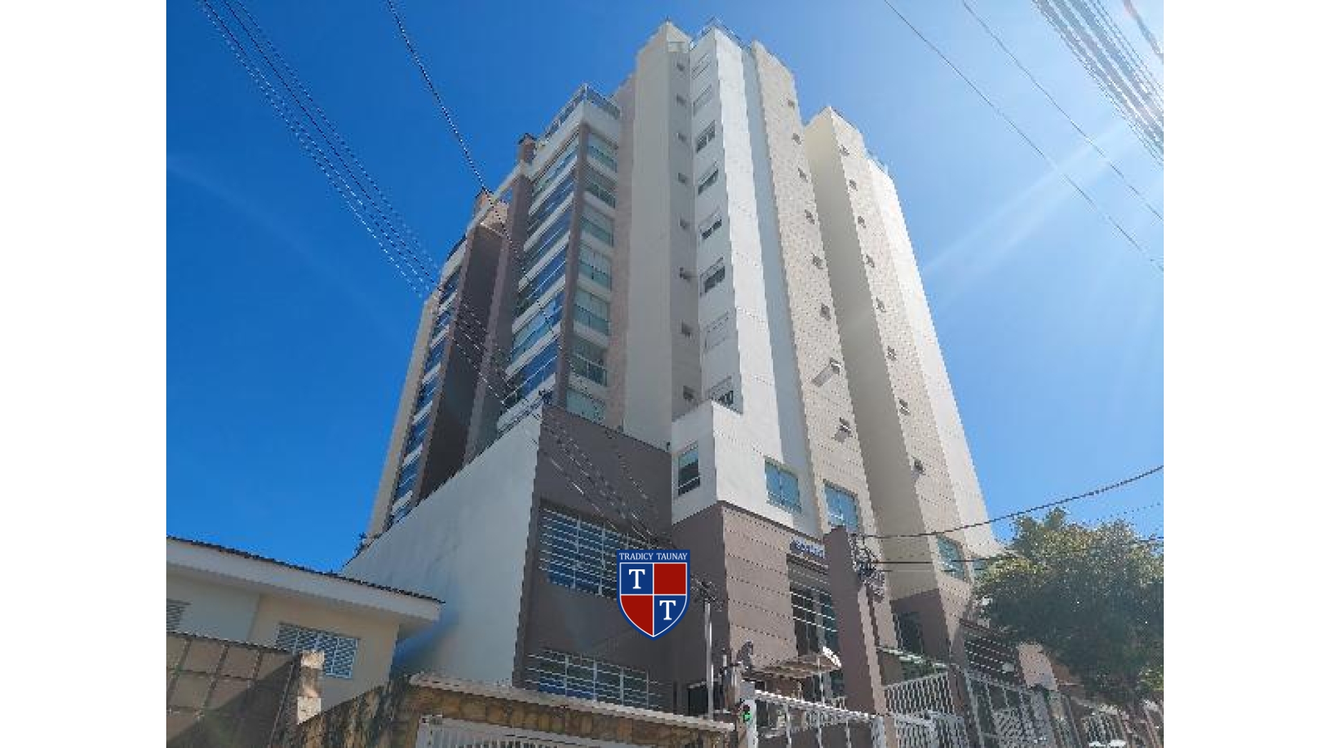 APARTAMENTO em SANTANA