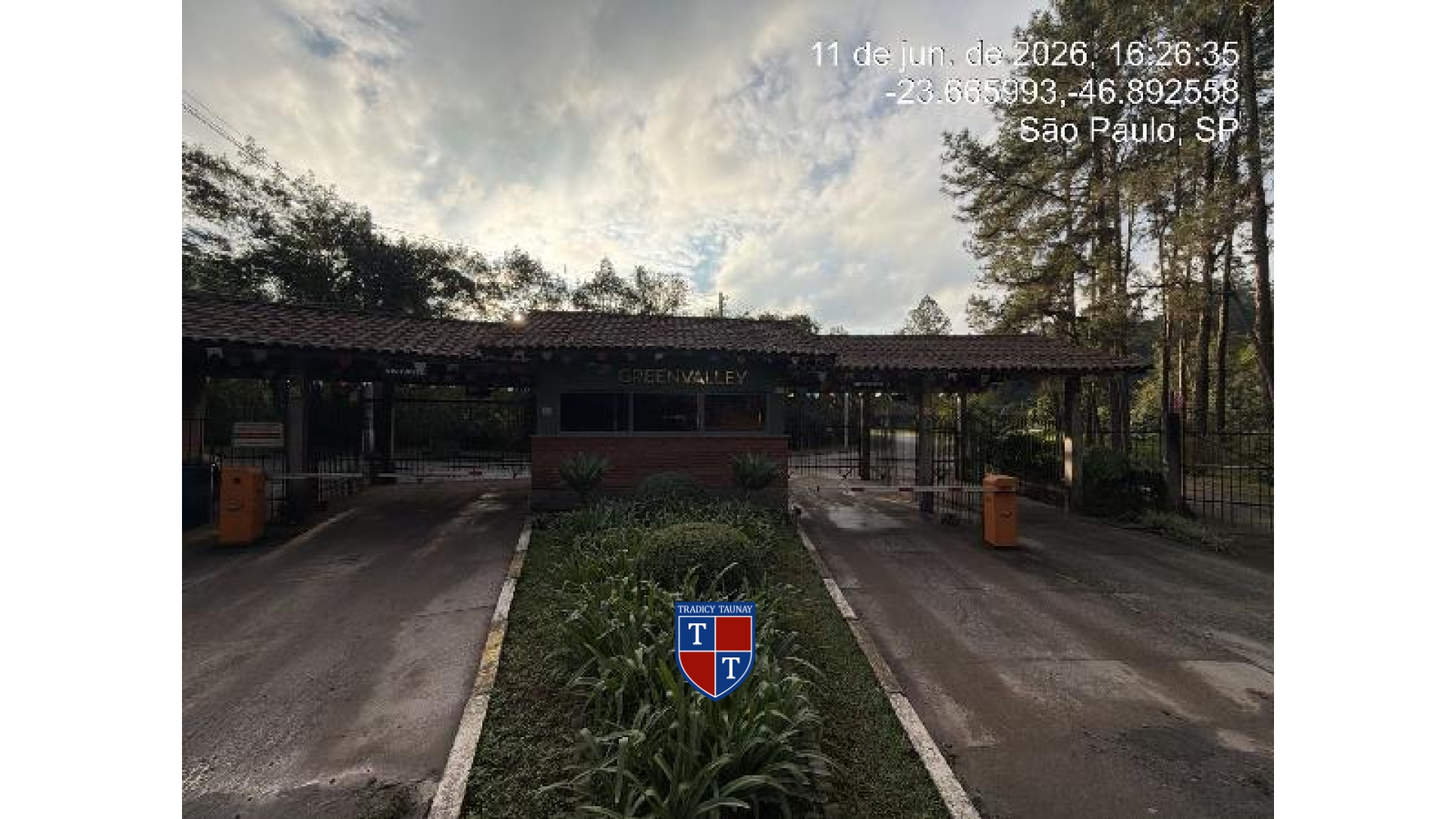 Foto 1 de CASA em JARDIM ITATIAIA, EMBU DAS ARTES/SP - Imóvel Retomado CAIXA Ref 1600000198408