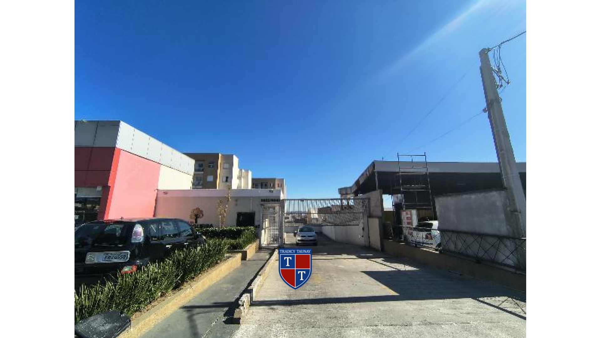 APARTAMENTO em PARQUE FERNANDA