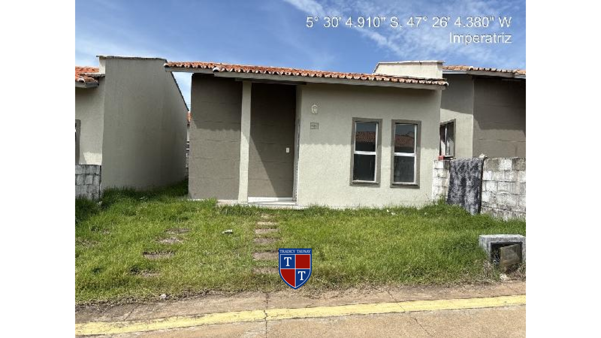 CASA em BOM JESUS