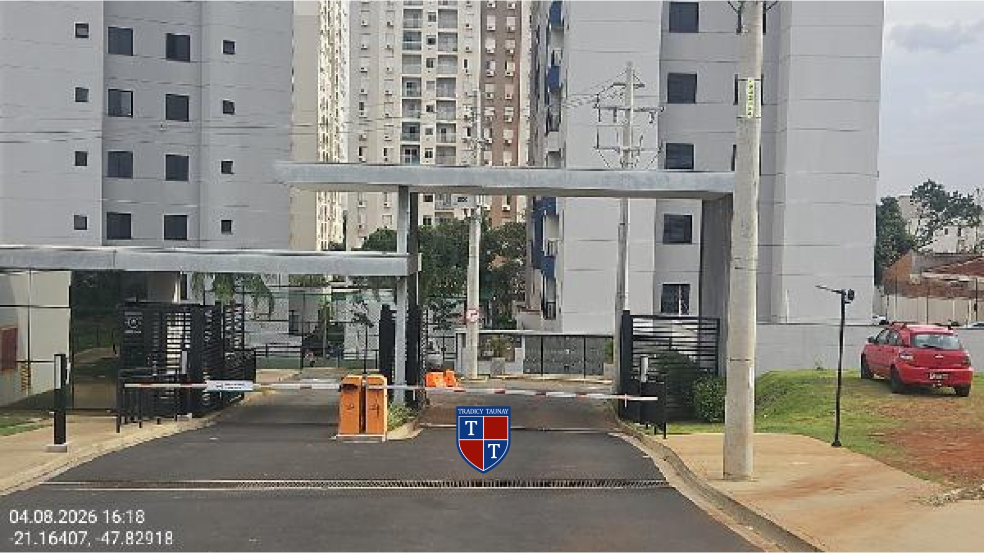 APARTAMENTO em SUMAREZINHO