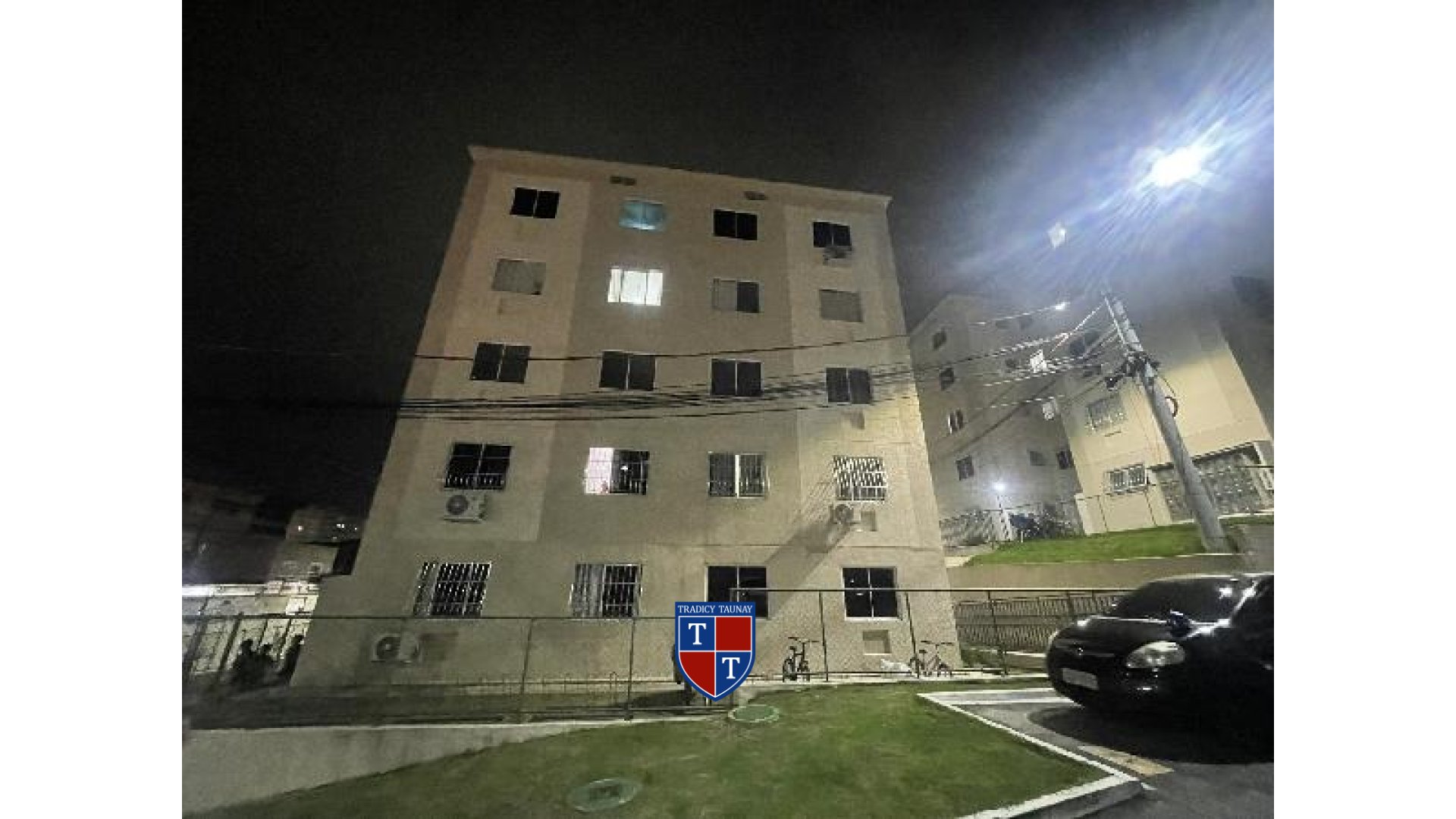 APARTAMENTO em MADUREIRA