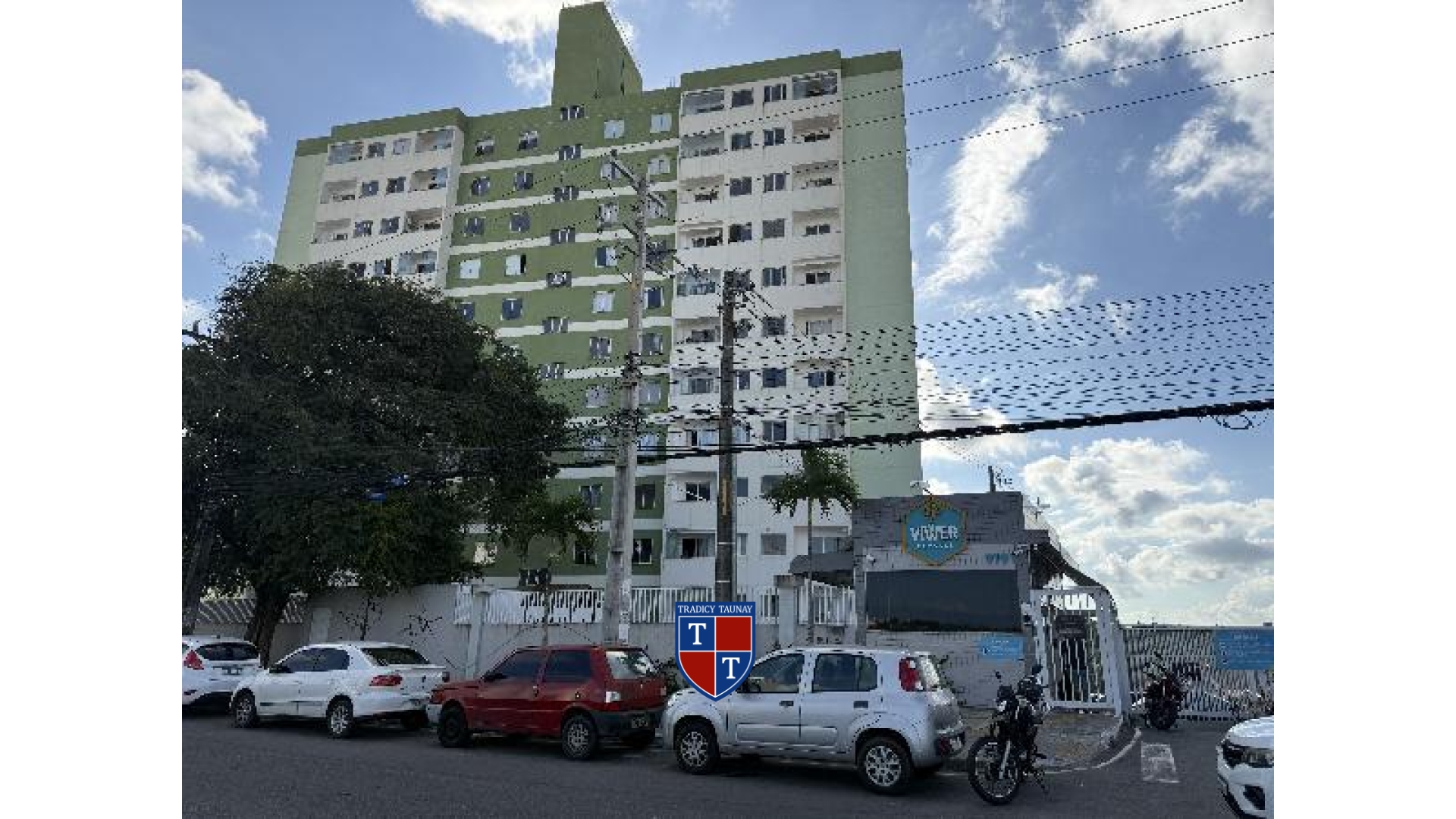 Foto 1 de APARTAMENTO em SUSSUARANA, SALVADOR/BA - Imóvel Retomado CAIXA Ref 1787701937420