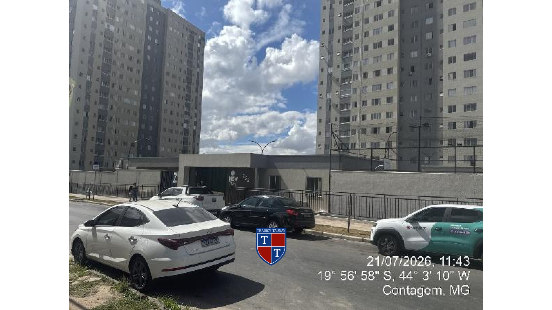 APARTAMENTO em PARQUE RIACHO DAS PEDRAS
