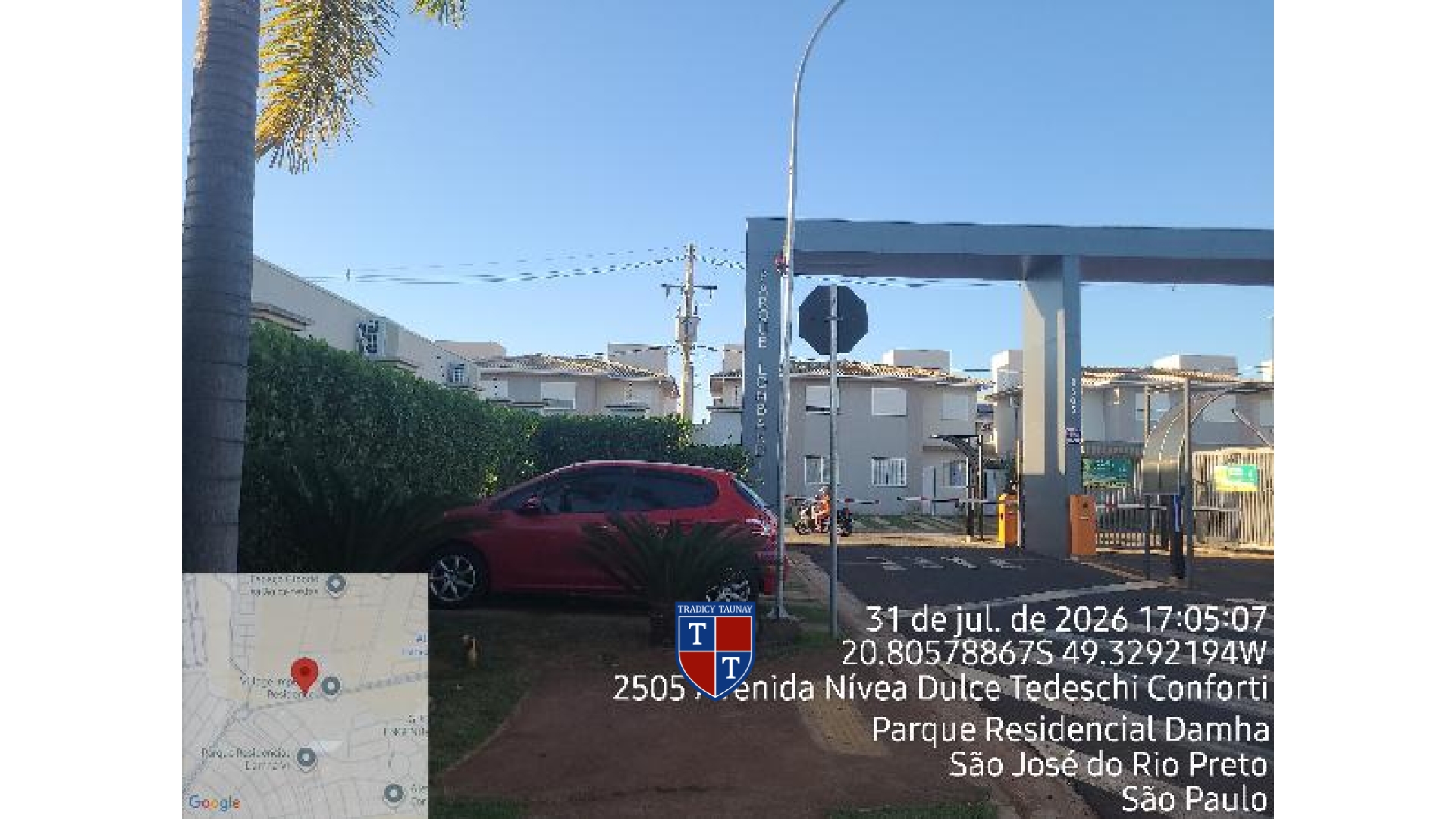 CASA em RESIDENCIAL MARIA JULIA