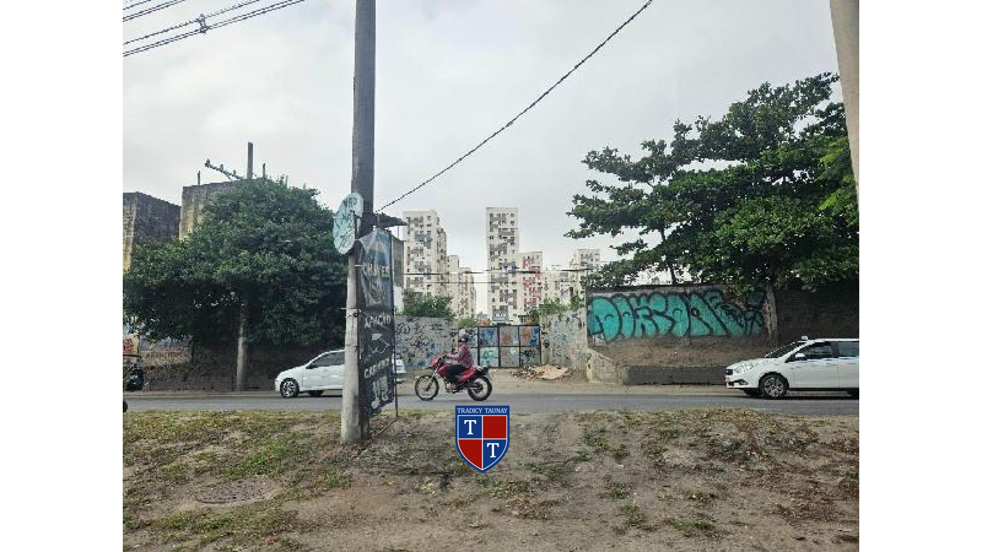 APARTAMENTO em PAVUNA