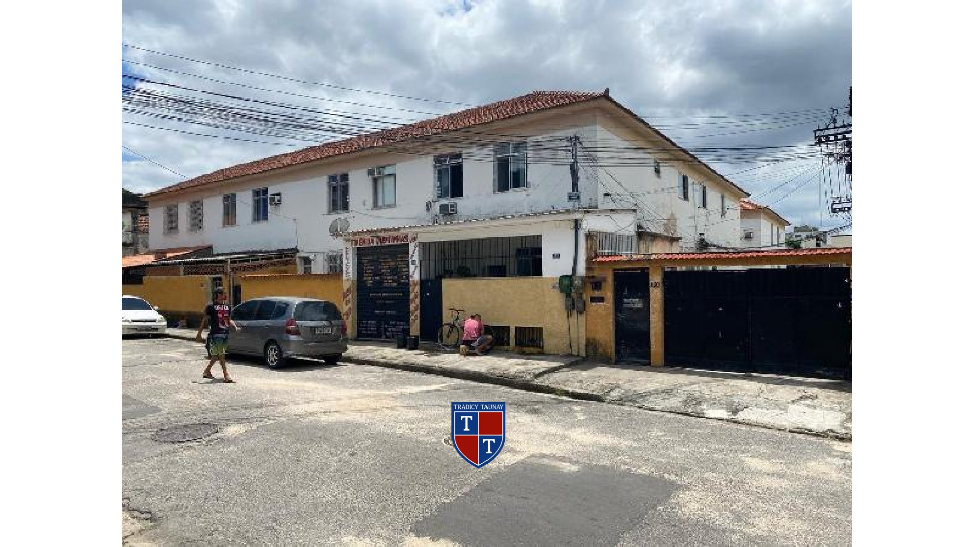 APARTAMENTO em PENHA