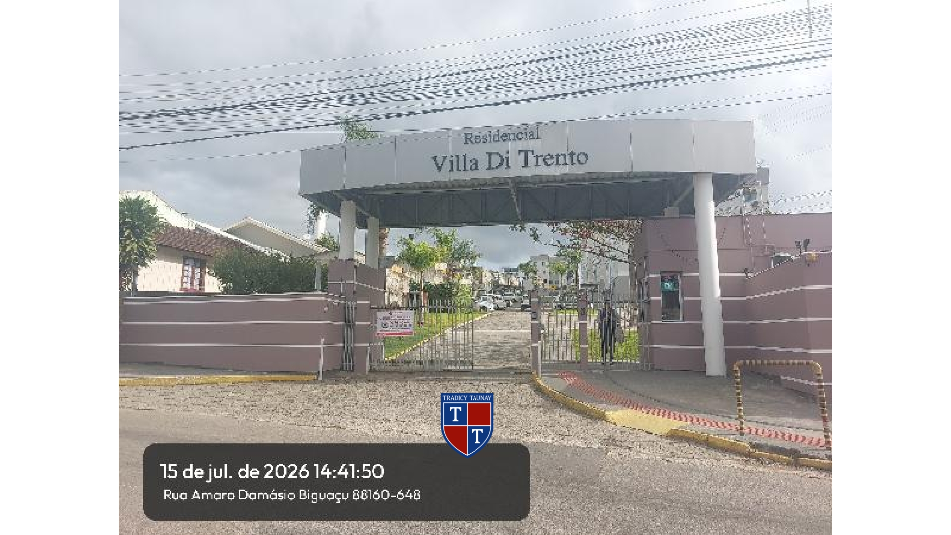 APARTAMENTO em BOM VIVER