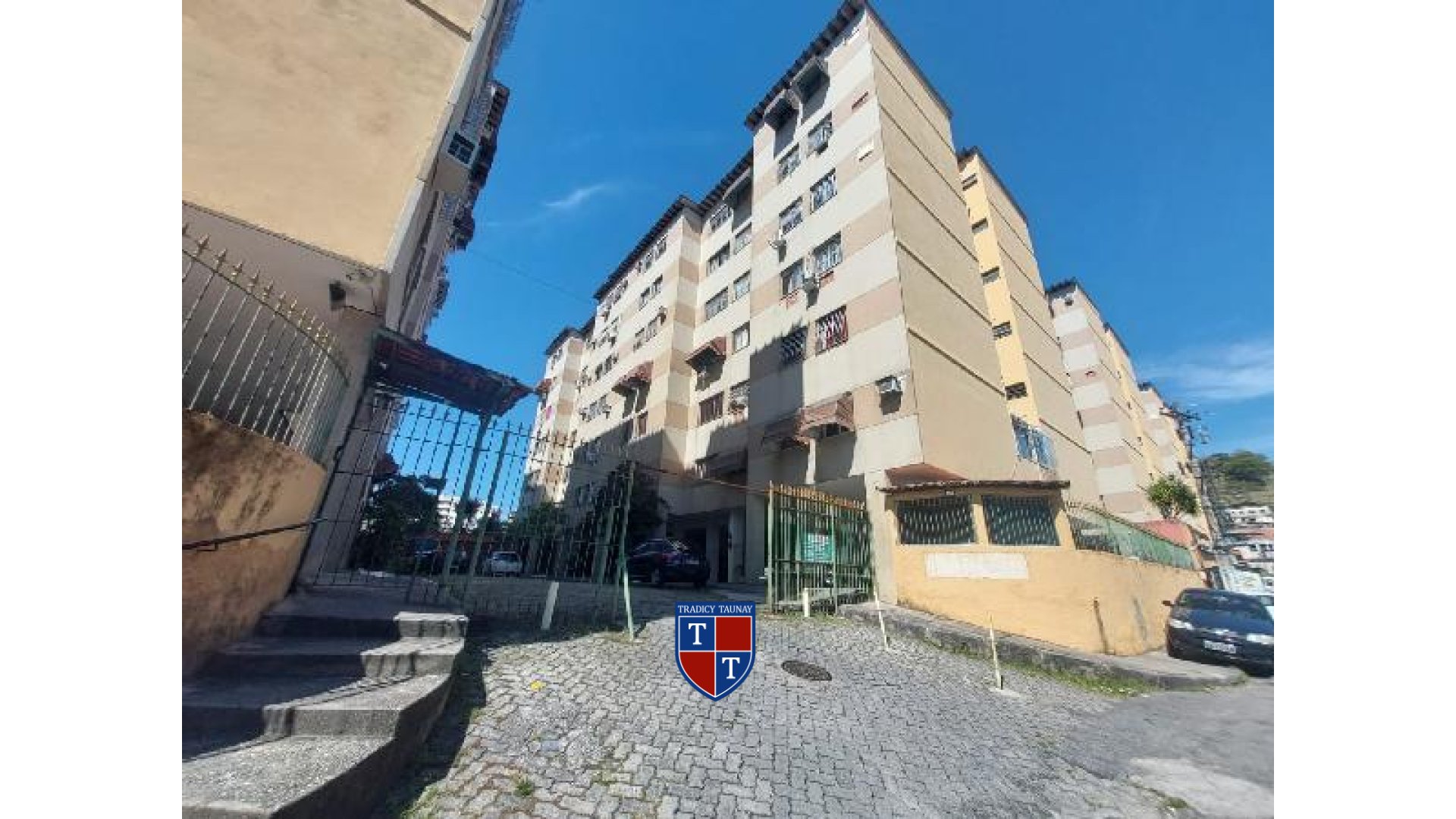 APARTAMENTO em SETE PONTES