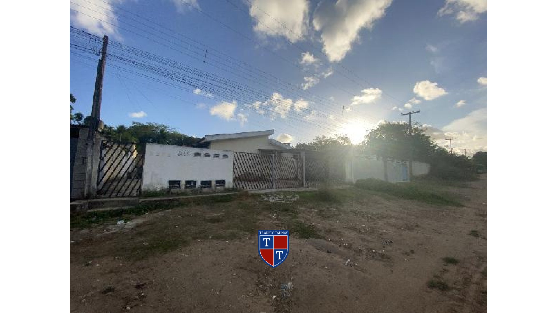 CASA em COMERCIAL NORTE