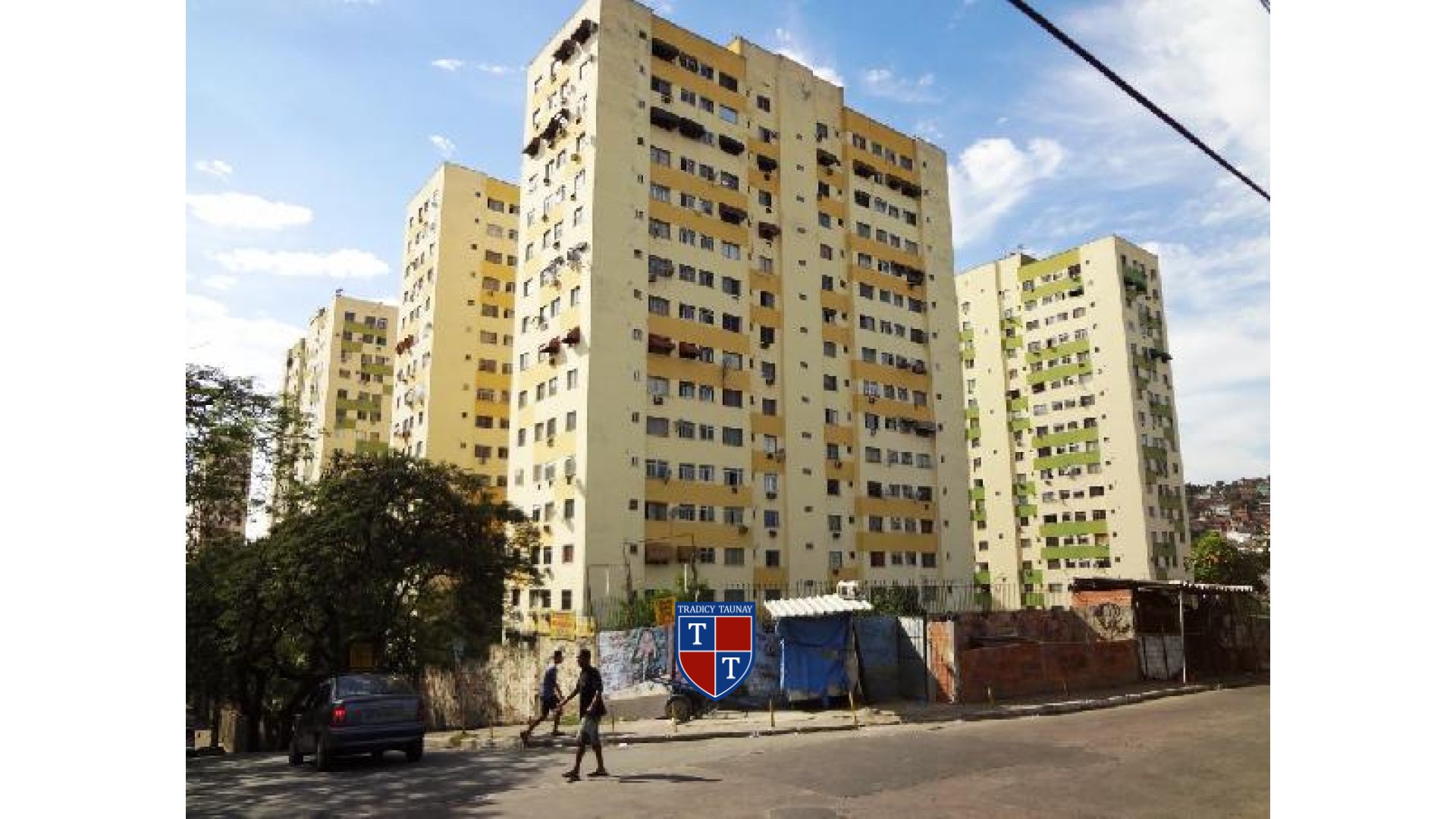 APARTAMENTO em PAVUNA