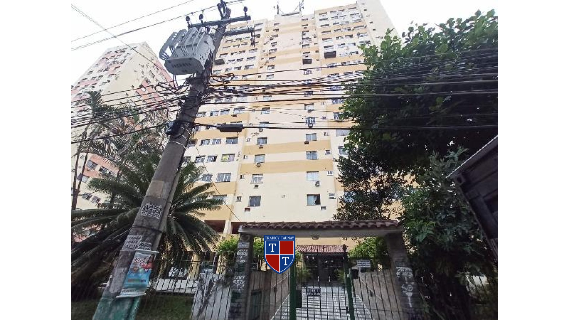 APARTAMENTO em PAVUNA