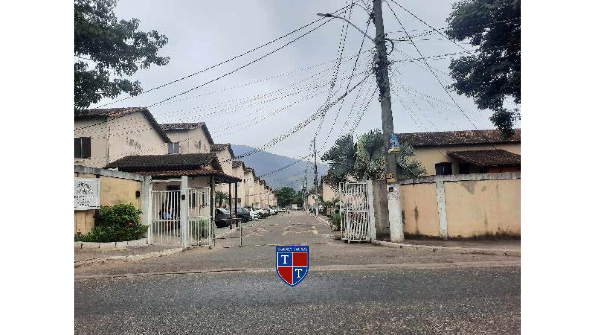 APARTAMENTO em JARDIM GUANDU