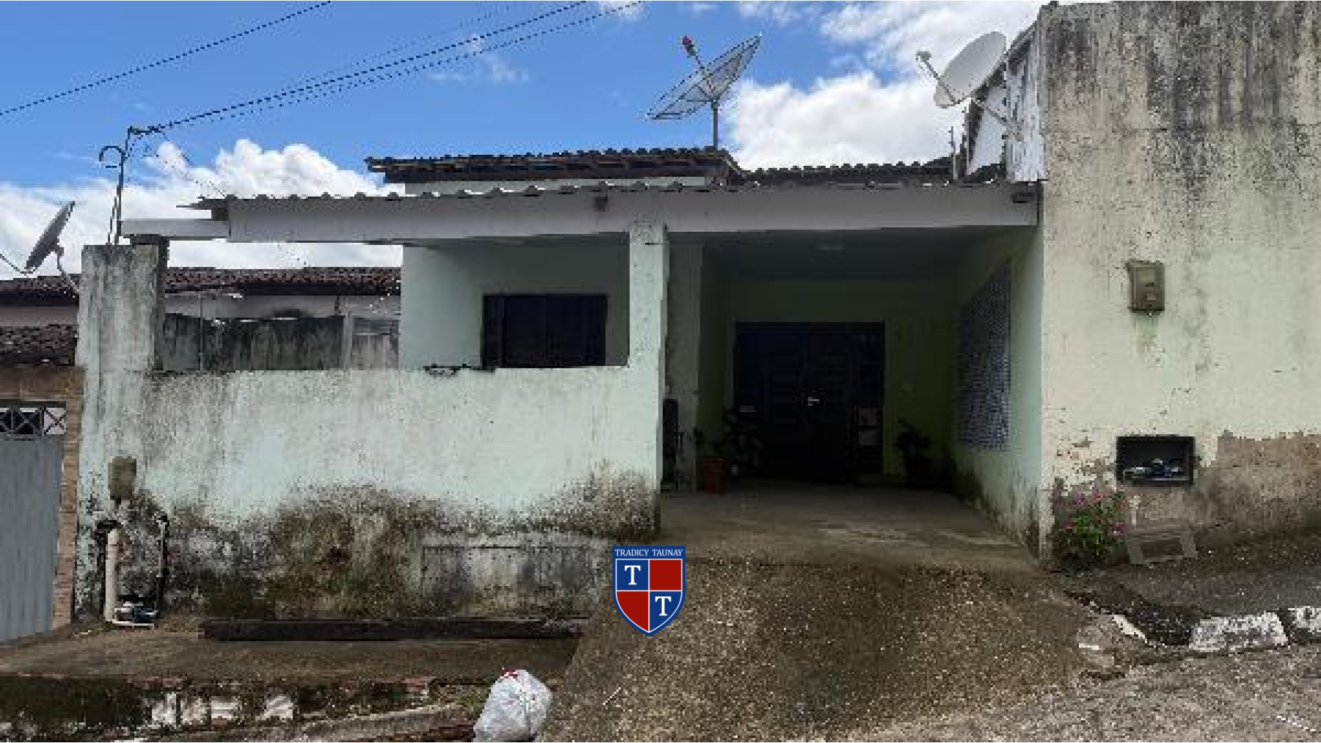 CASA em CLIMA BOM