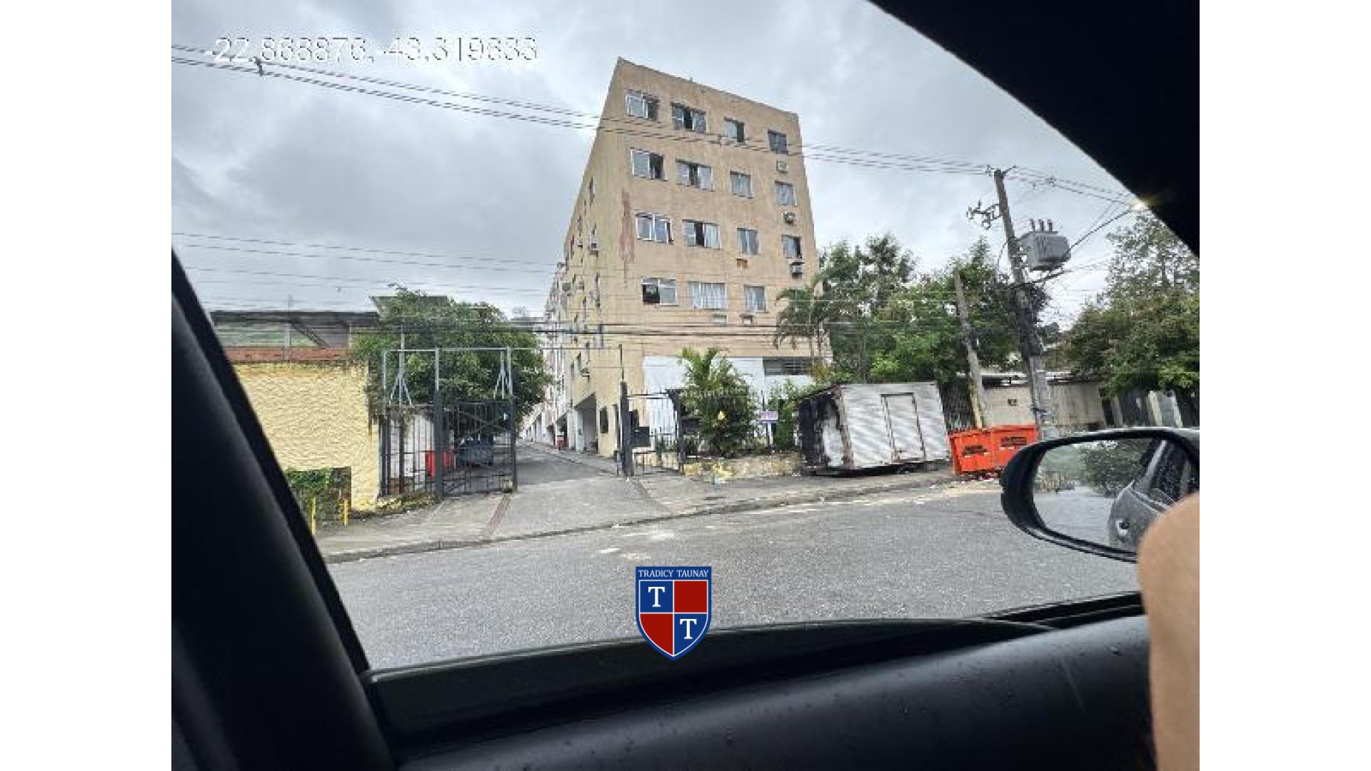 APARTAMENTO em CAVALCANTI