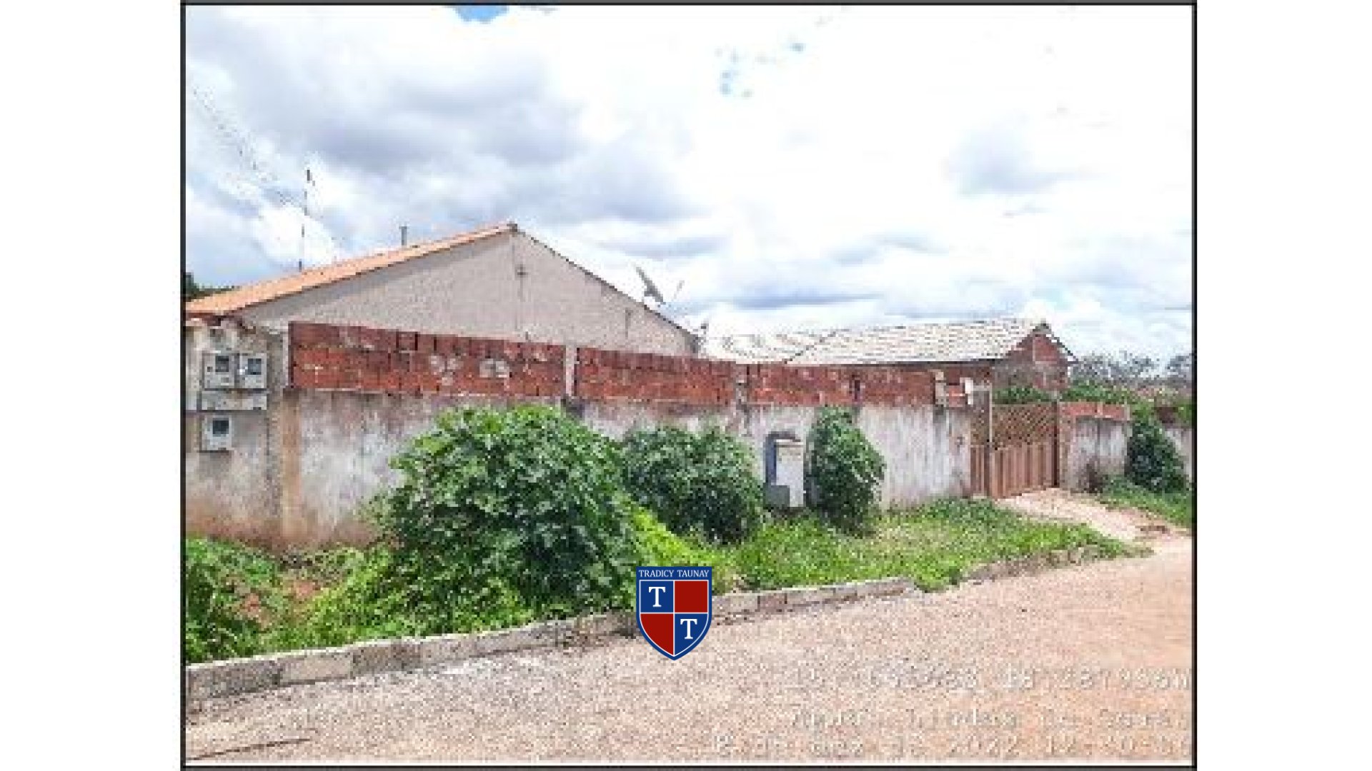 Foto 1 de CASA em PARQUE DA BARRAGEM SETOR 12, AGUAS LINDAS DE GOIAS/GO - Imóvel Retomado CAIXA Ref 8444408322463