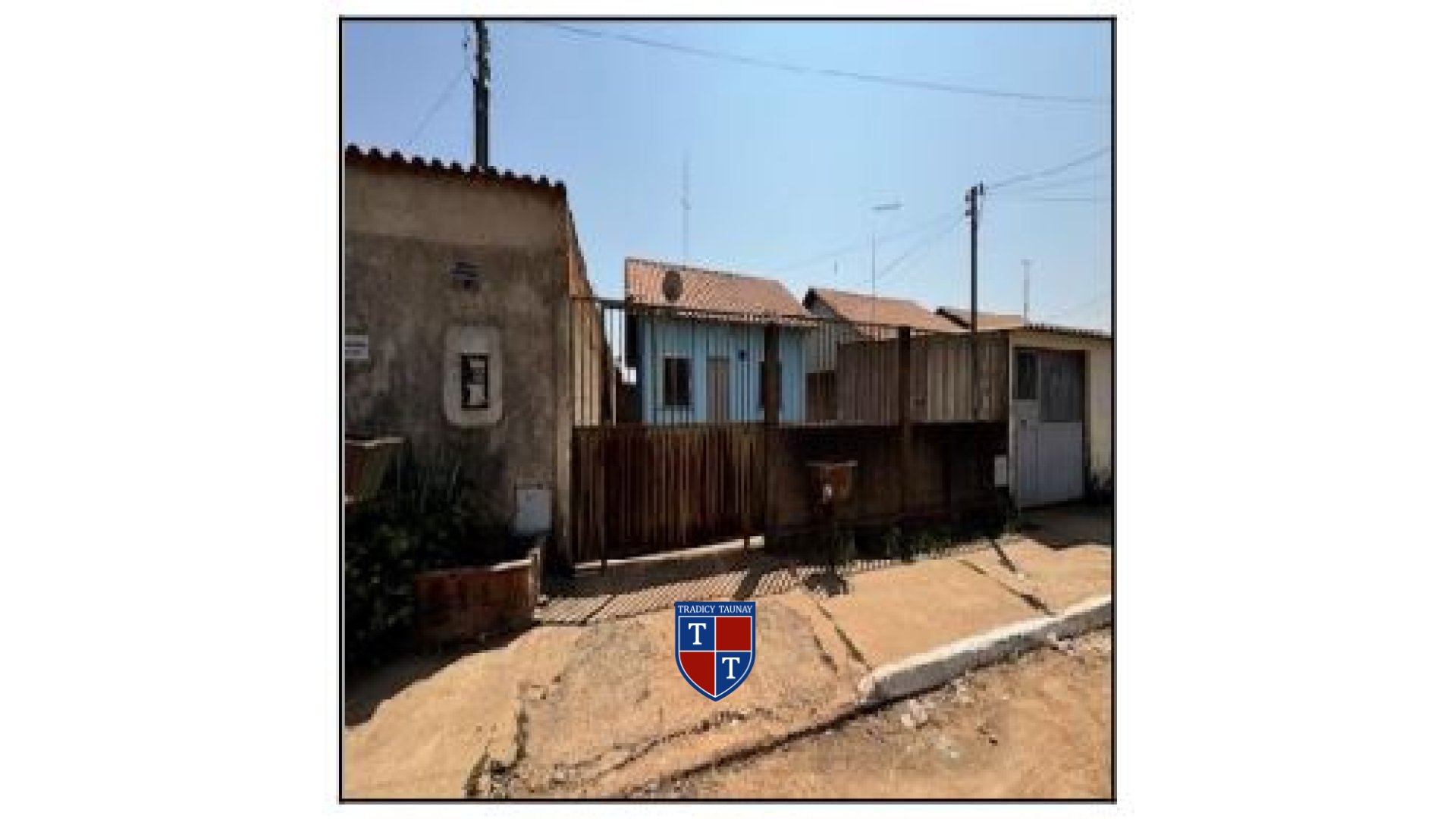 Foto 1 de CASA em R ITAM NOB III, COCALZINHO DE GOIAS/GO - Imóvel Retomado CAIXA Ref 8444408431858
