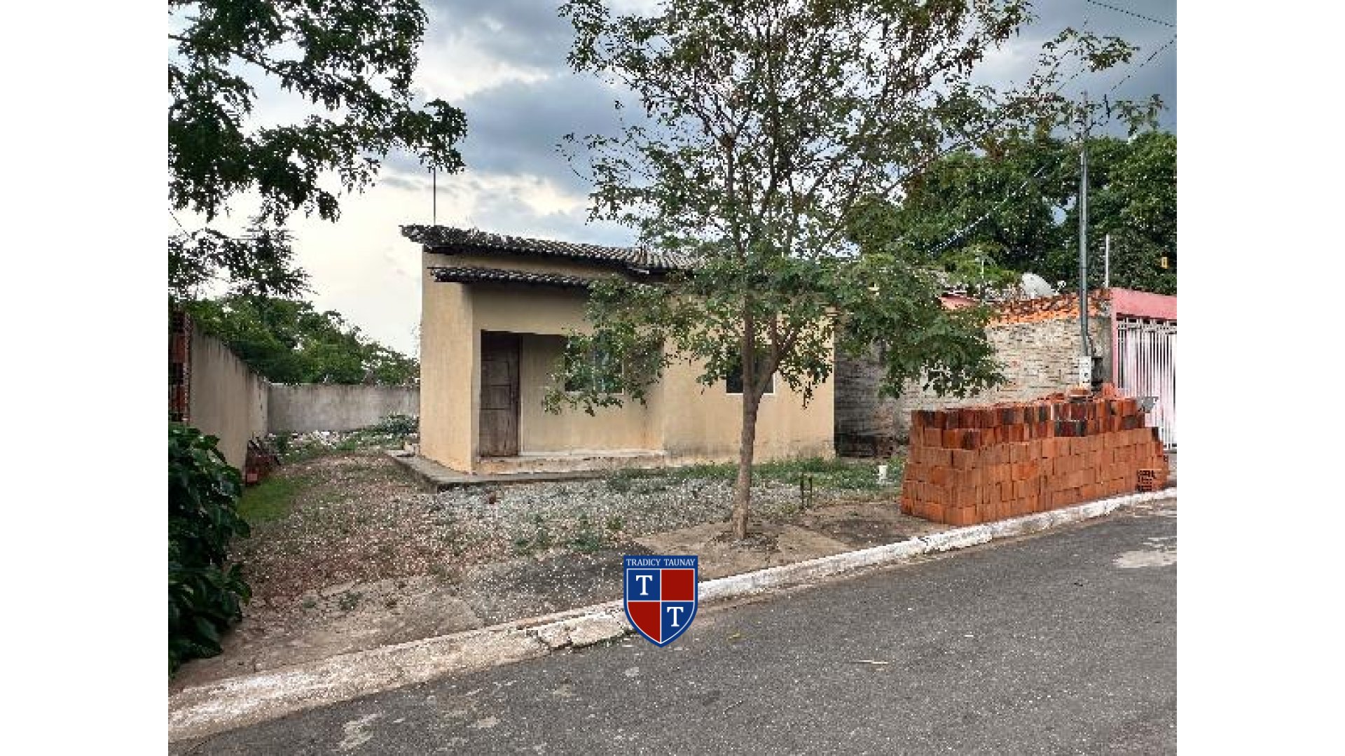 Foto 1 de CASA em CANDONGA - Imóvel Retomado Caixa