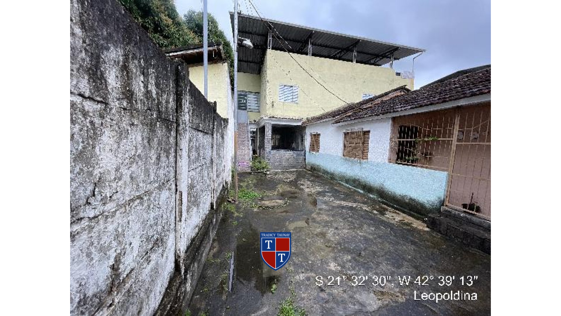 Foto 1 de CASA em QUINTA RESIDENCIA, LEOPOLDINA/MG - Imóvel Retomado CAIXA Ref 8444411195302