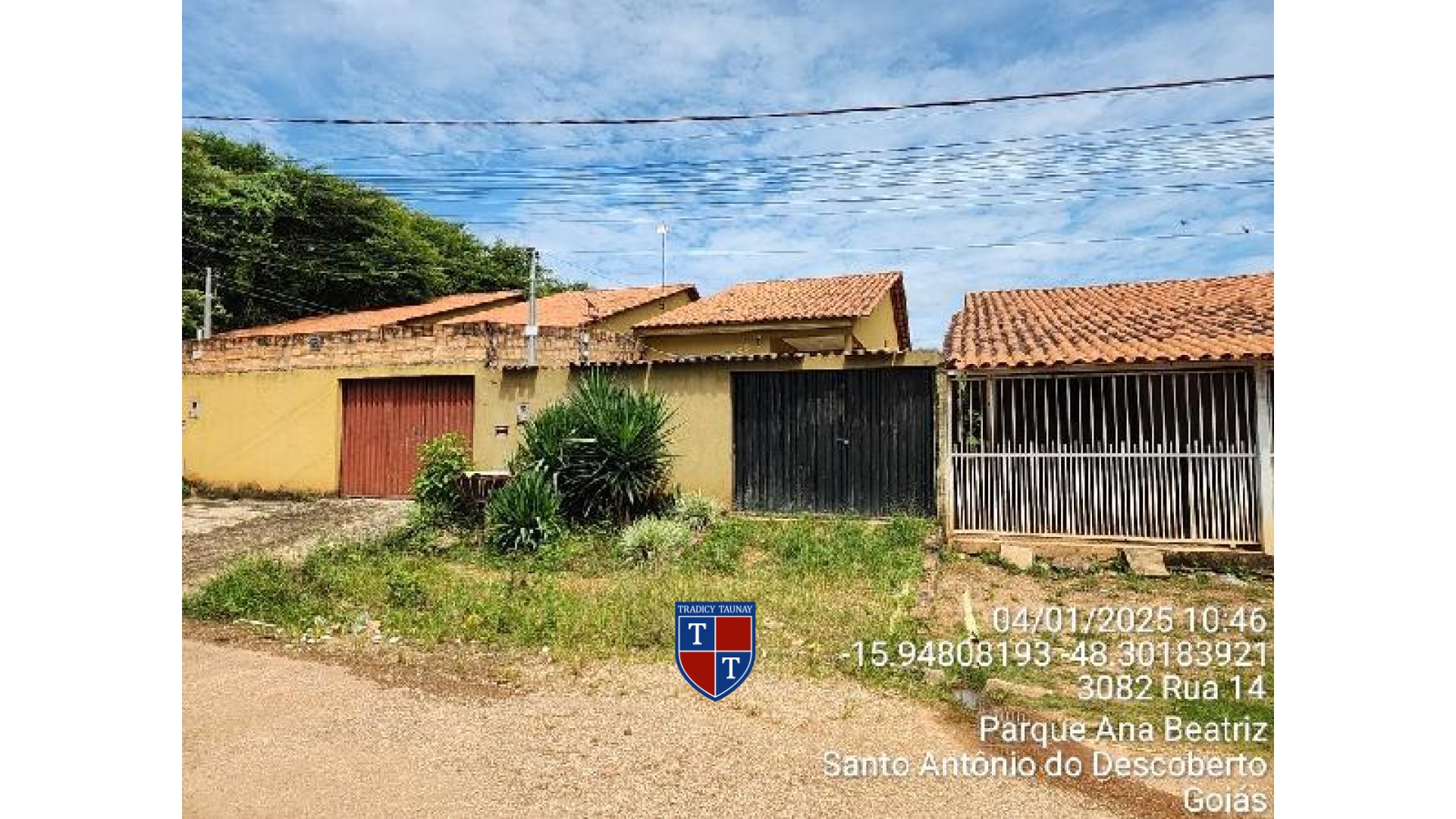 Foto 1 de CASA em JARDIM ANA BEATRIZ I, SANTO ANTONIO DO DESCOBERTO/GO - Imóvel Retomado CAIXA Ref 8444411245938