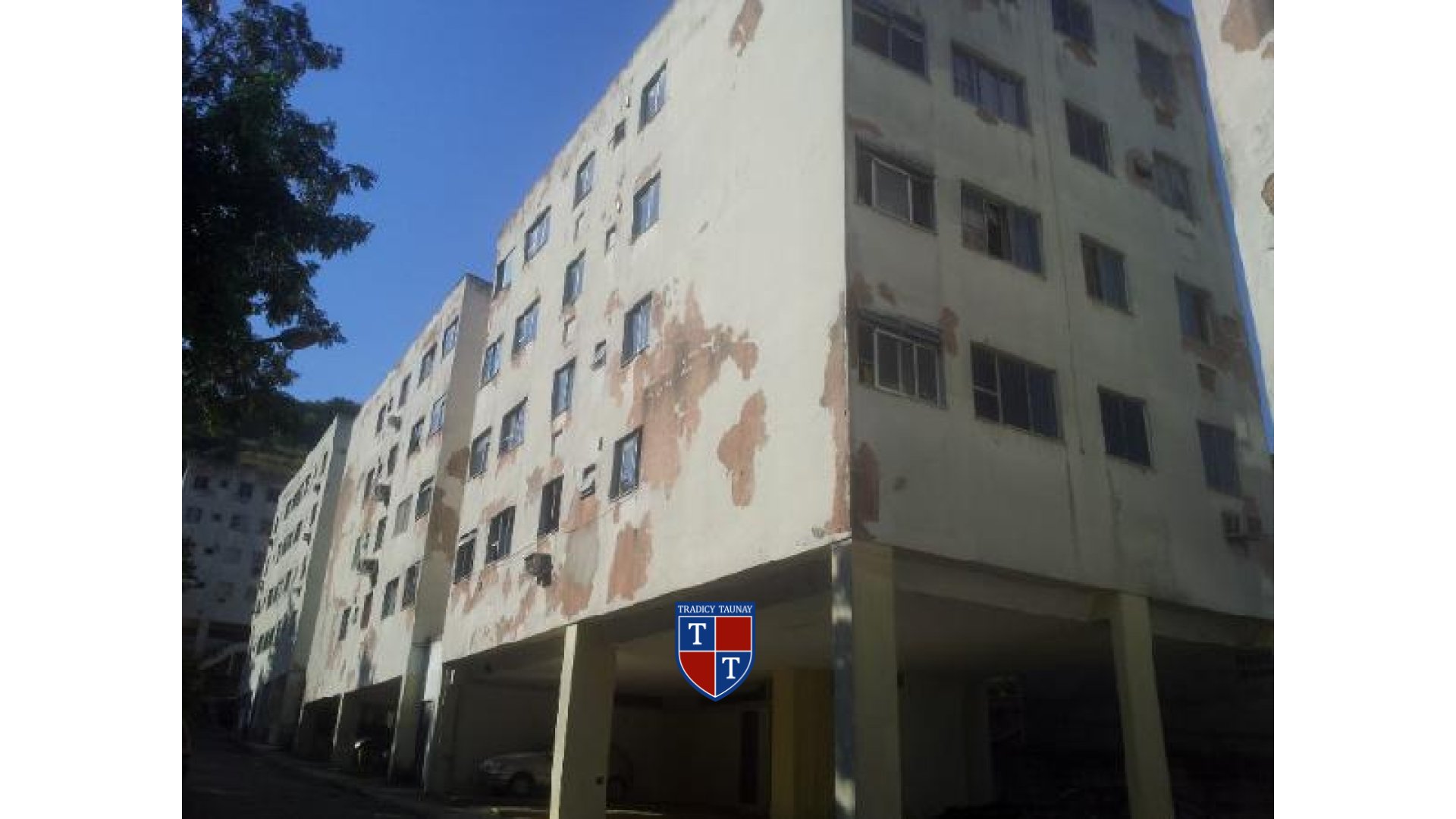 APARTAMENTO em CAVALCANTI