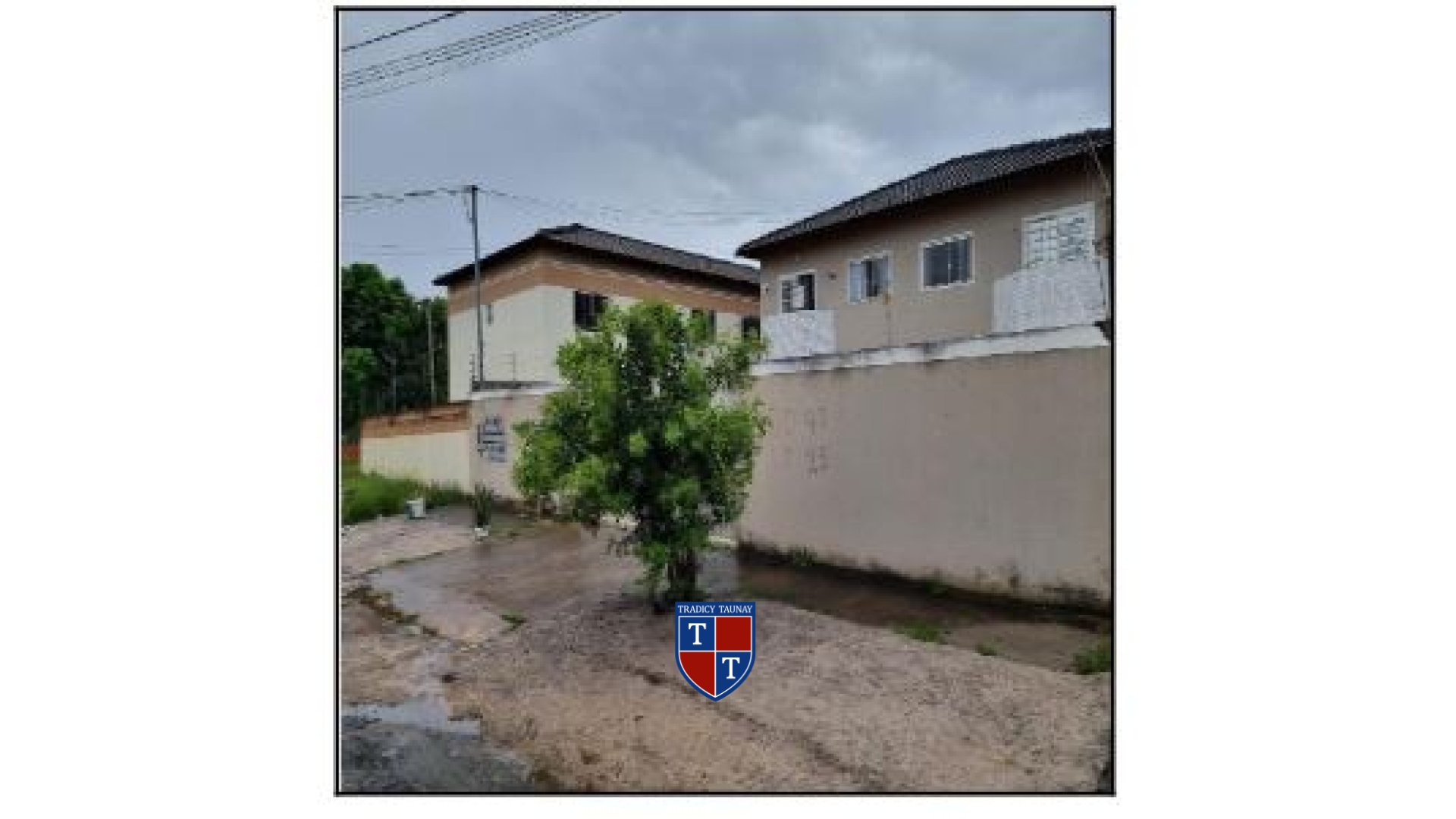 APARTAMENTO em PARQUE NAPOLIS A
