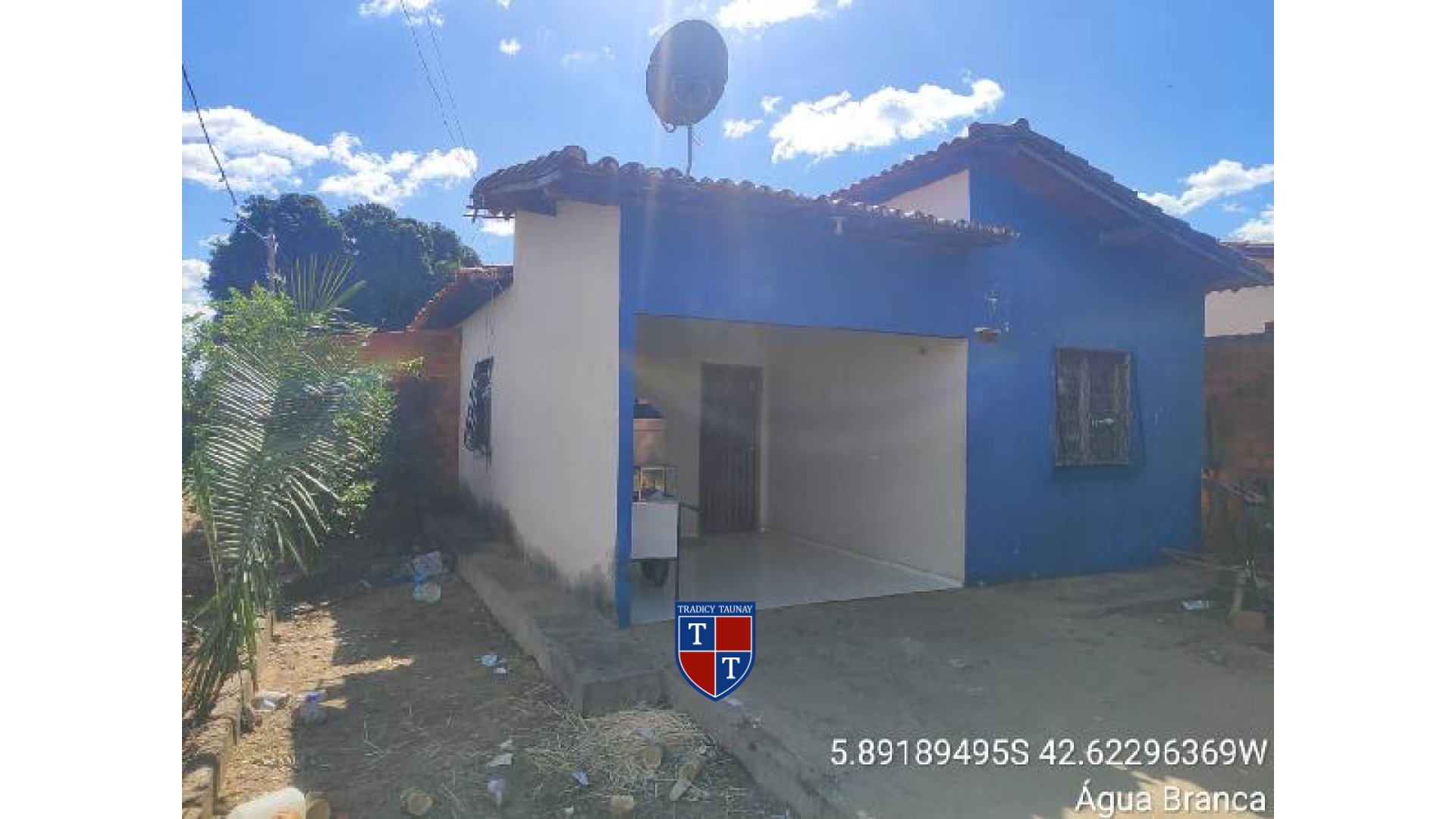 CASA em POEIRAO